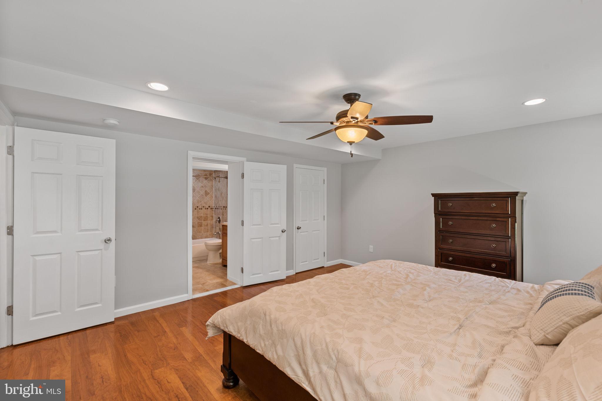 AFTON GLEN - Residential