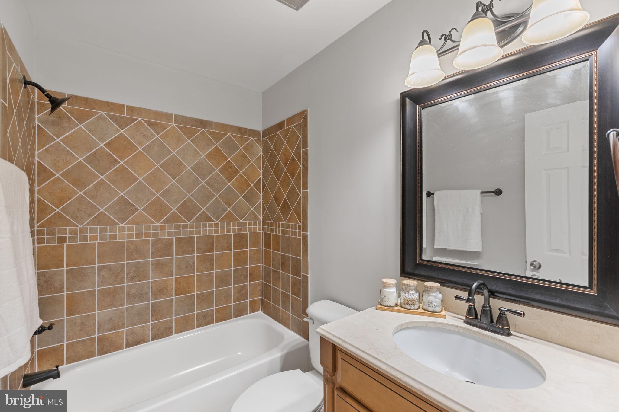 AFTON GLEN - Residential