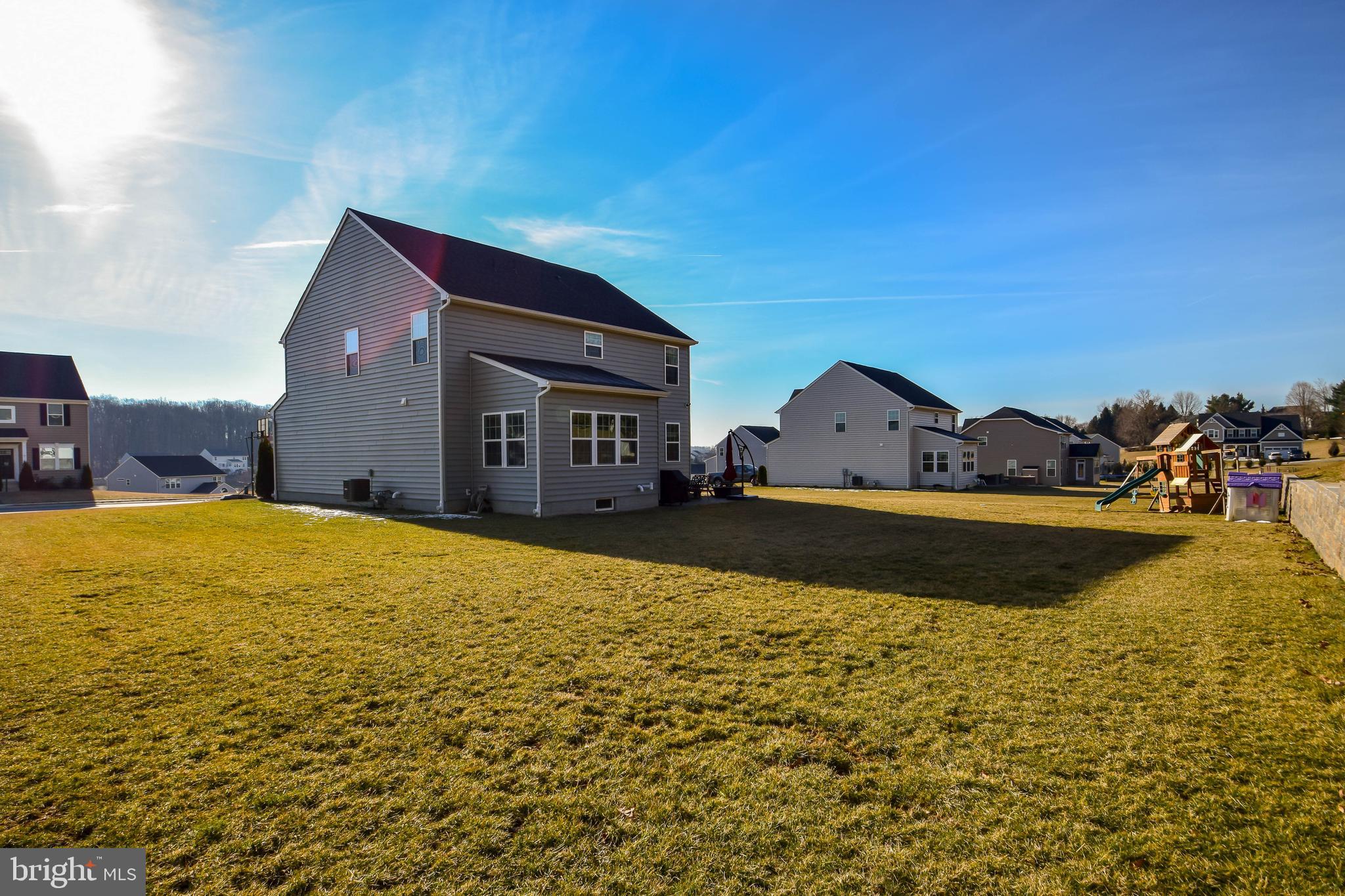 FREEDOM CROSSING - Residential