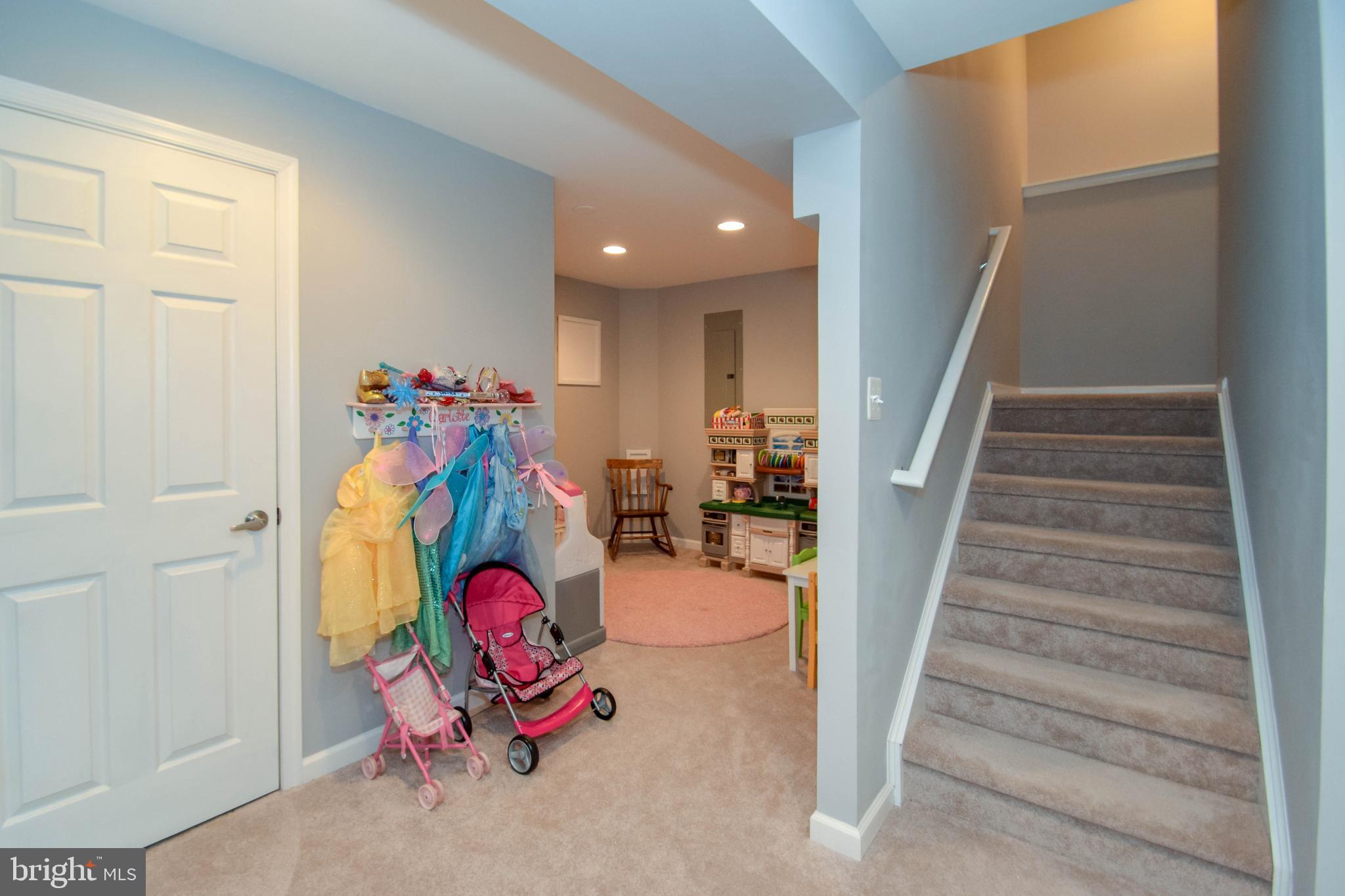 FREEDOM CROSSING - Residential