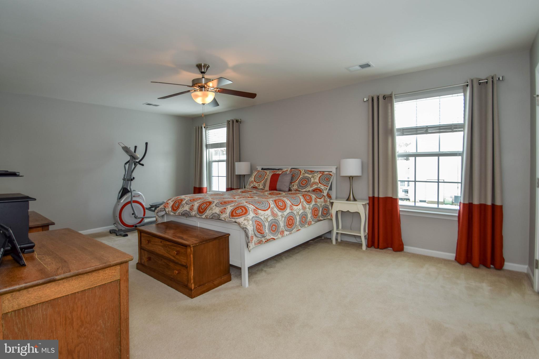 FREEDOM CROSSING - Residential