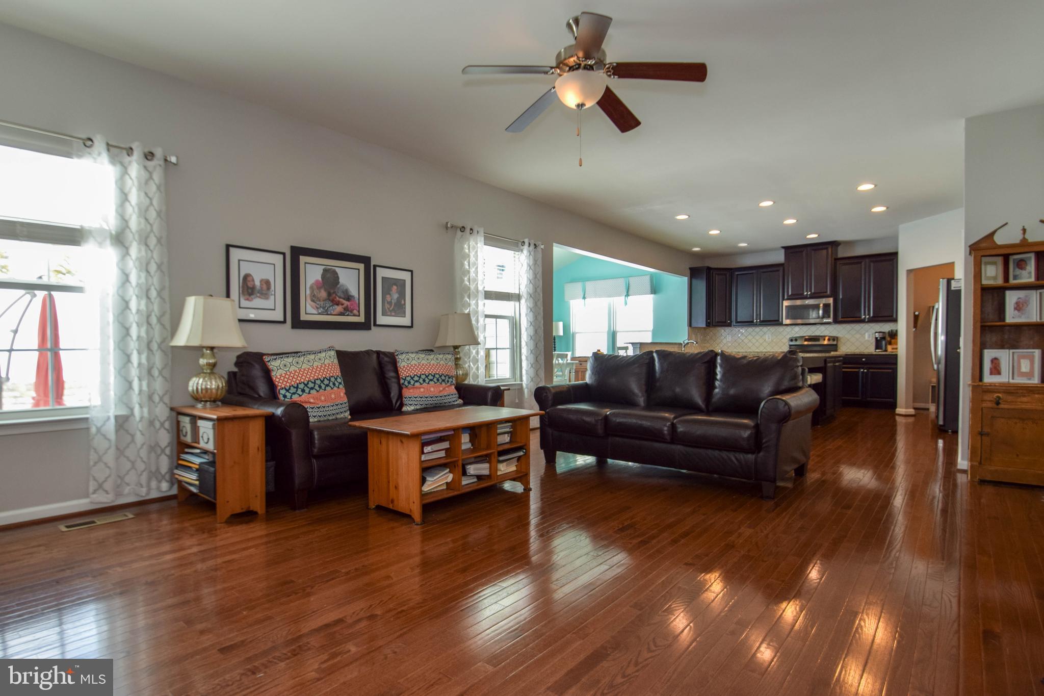 FREEDOM CROSSING - Residential