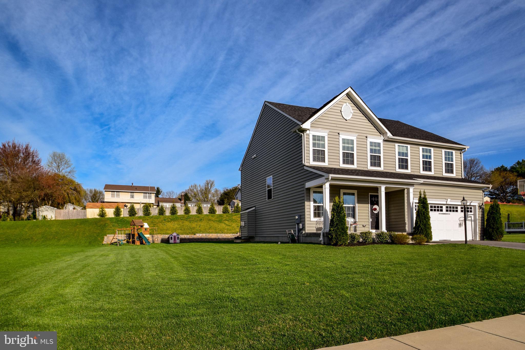 FREEDOM CROSSING - Residential