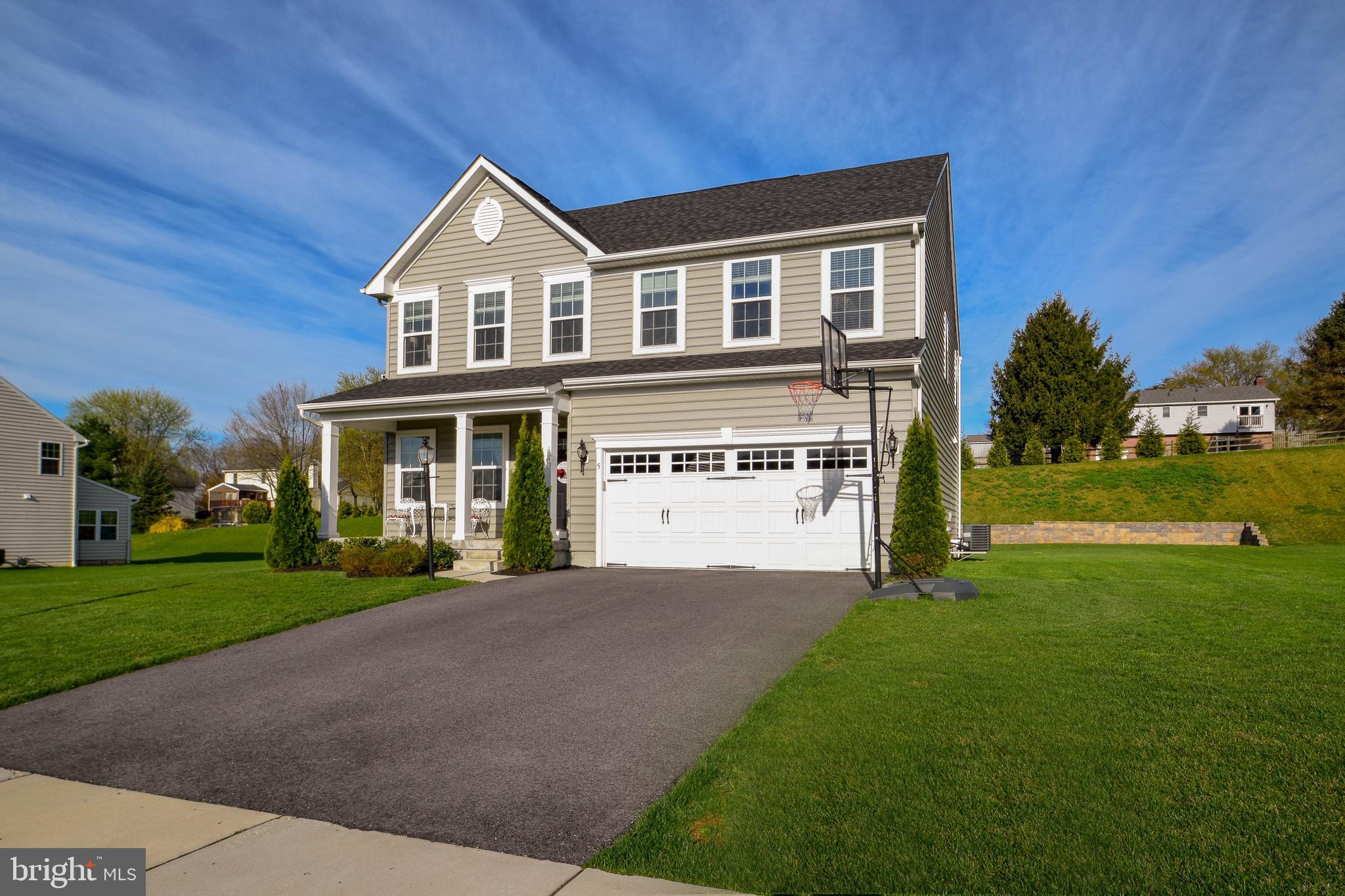 FREEDOM CROSSING - Residential