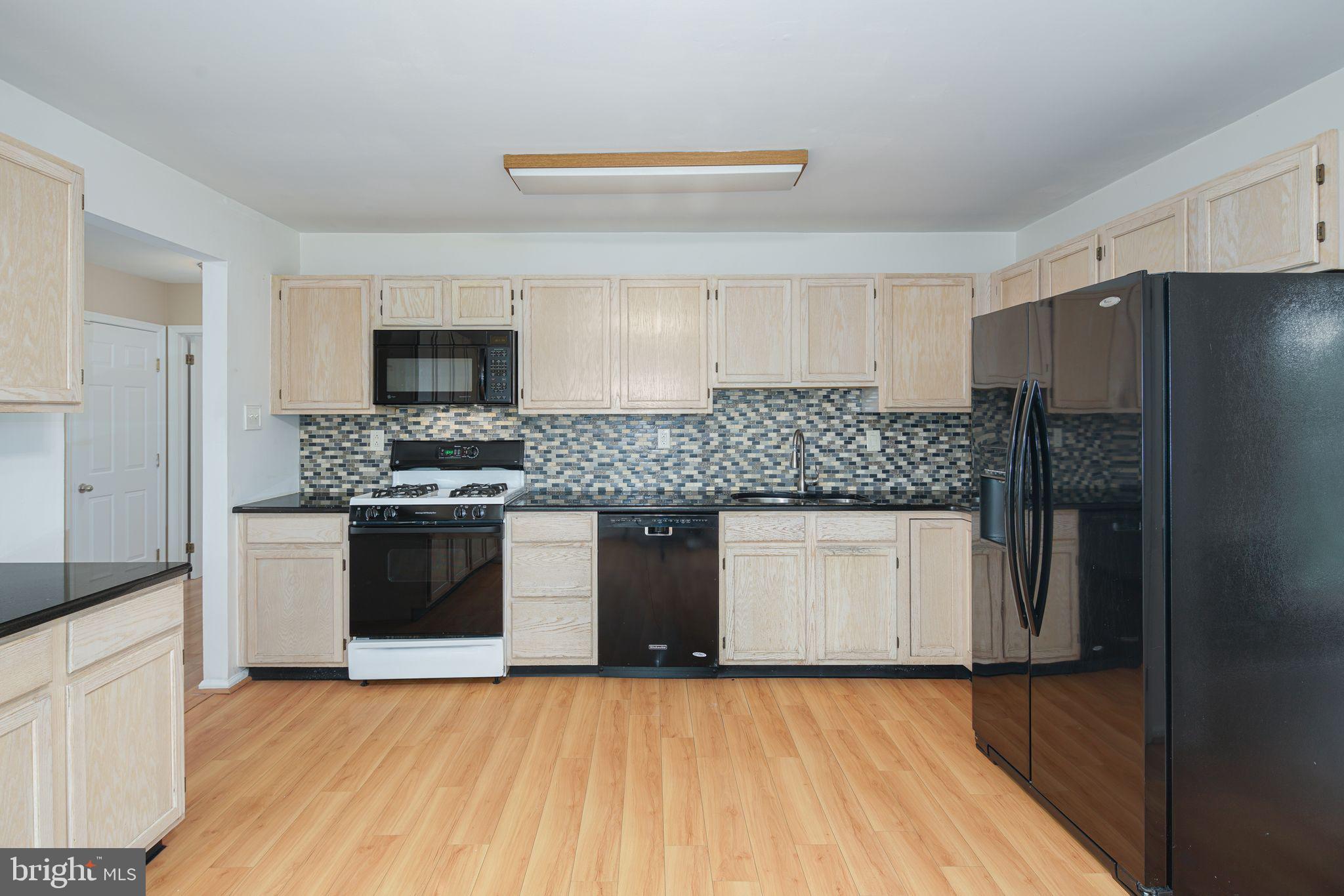 NEWTOWN GATE - Residential