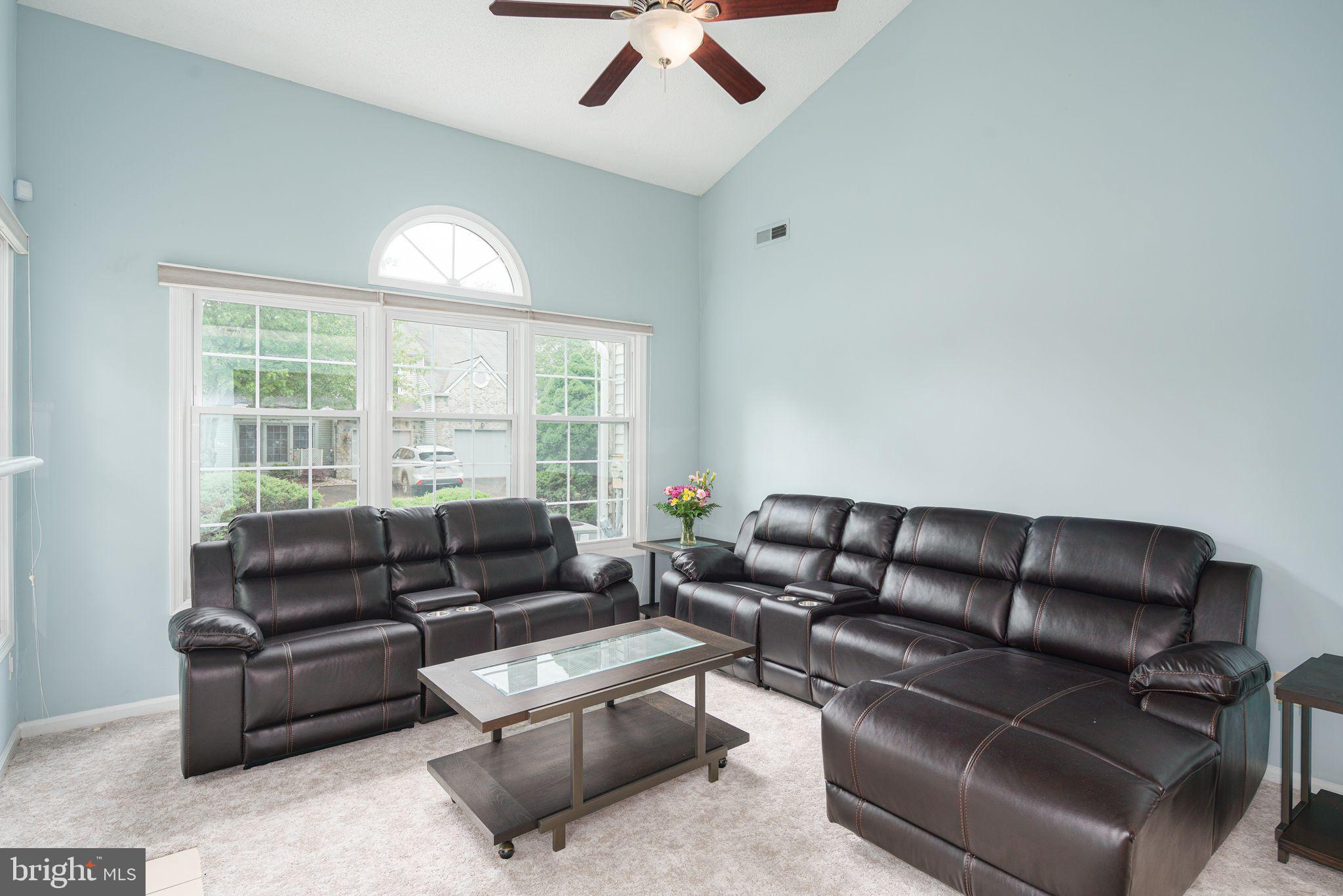 NEWTOWN GATE - Residential