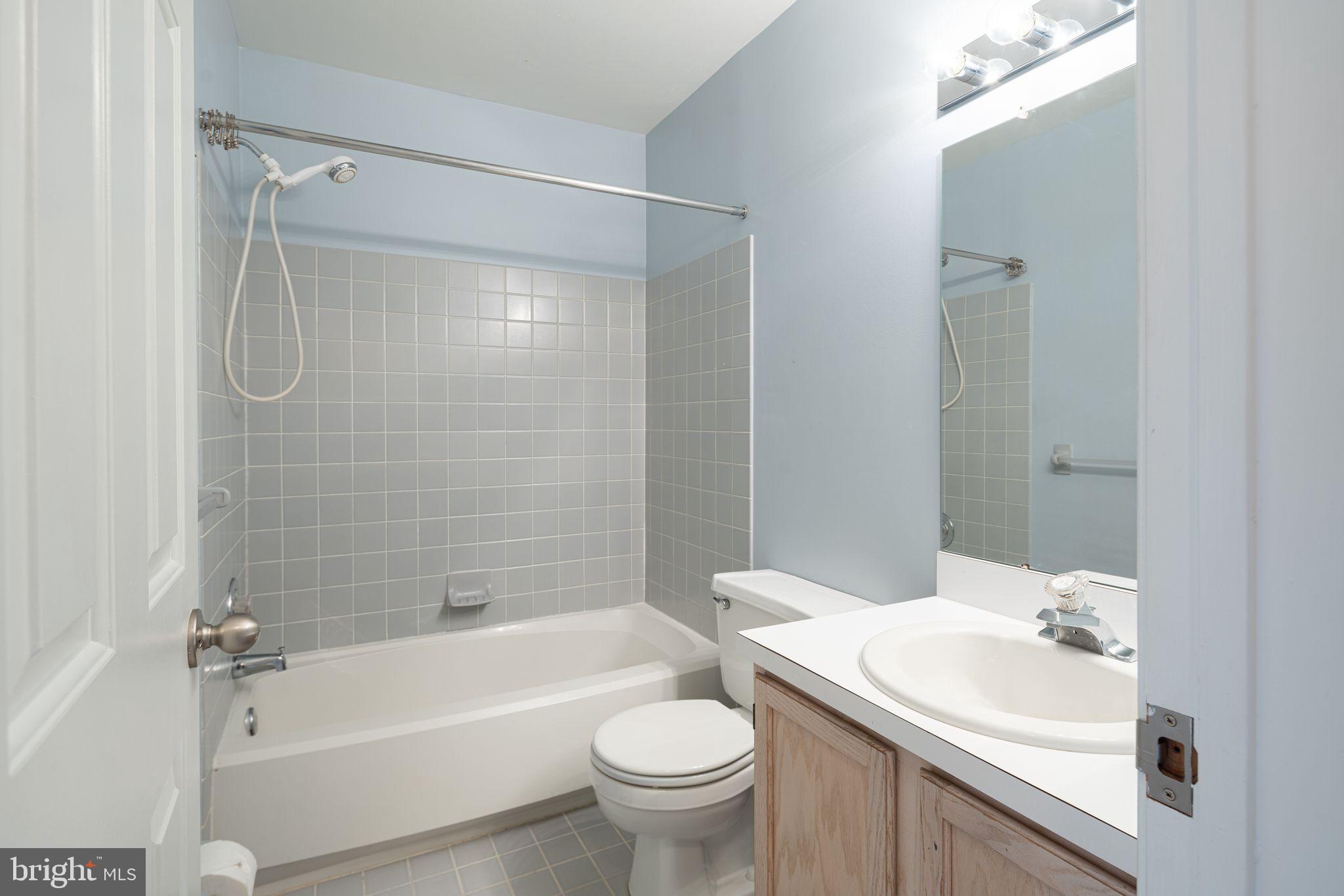 NEWTOWN GATE - Residential