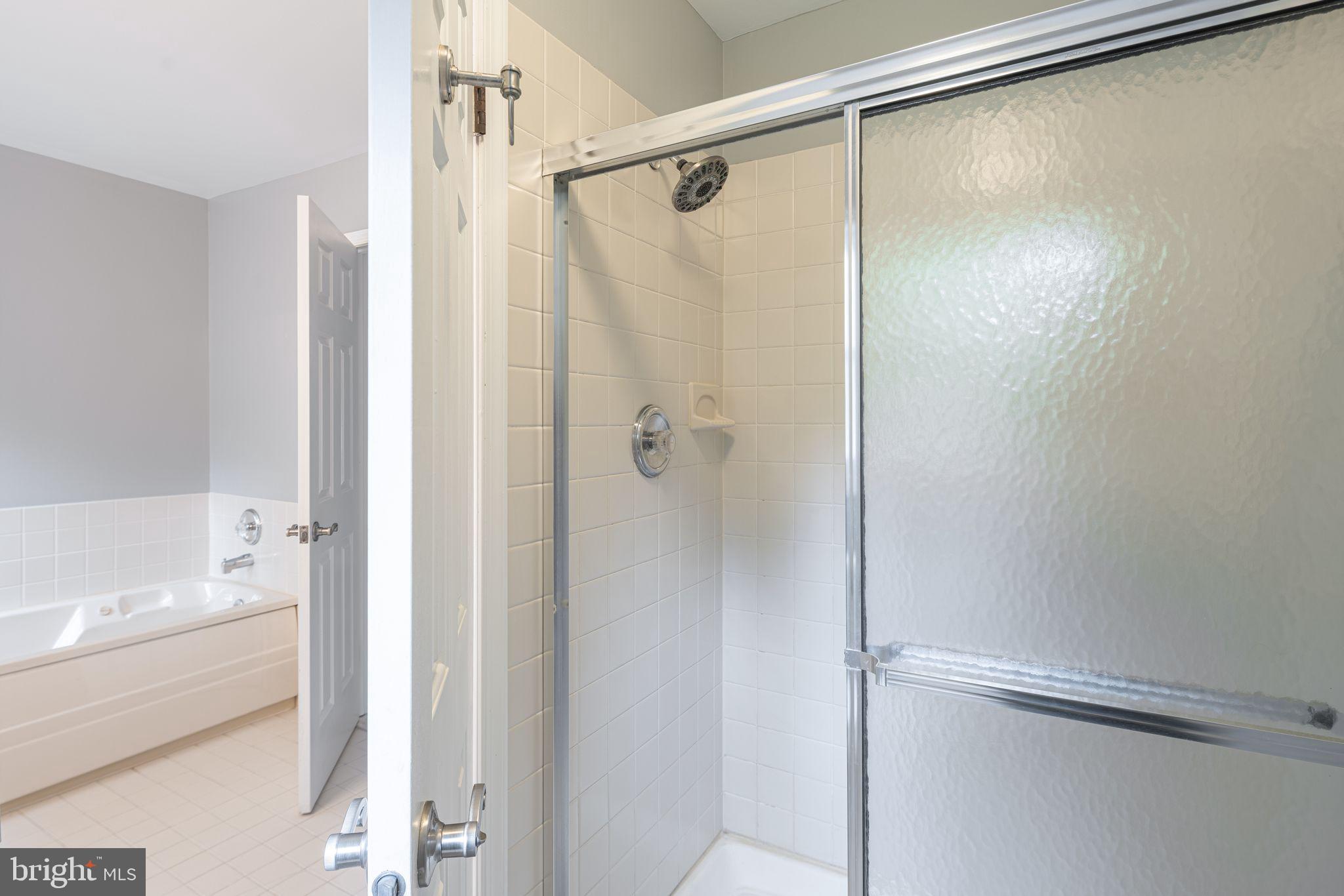 NEWTOWN GATE - Residential