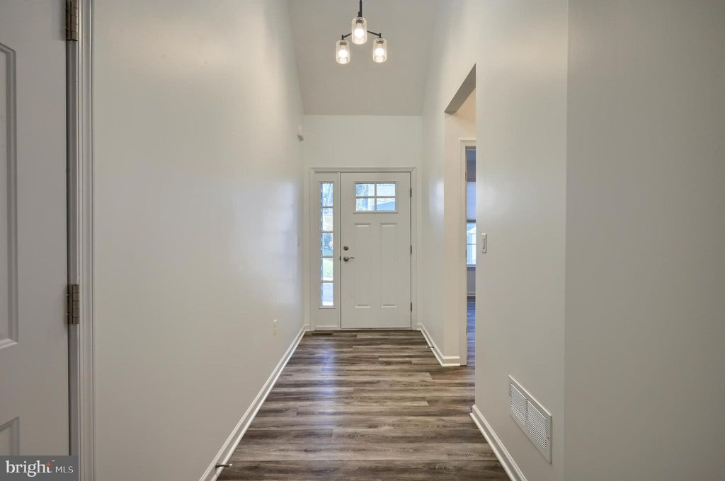 Photo of 427 VALOR DR, LITITZ, PA 17543 (MLS # PALA2028982)