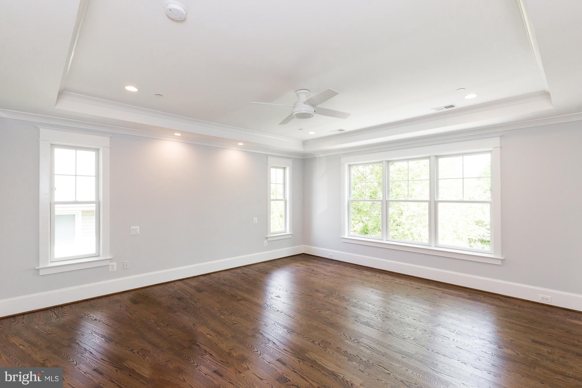 PARKWOOD - Residential