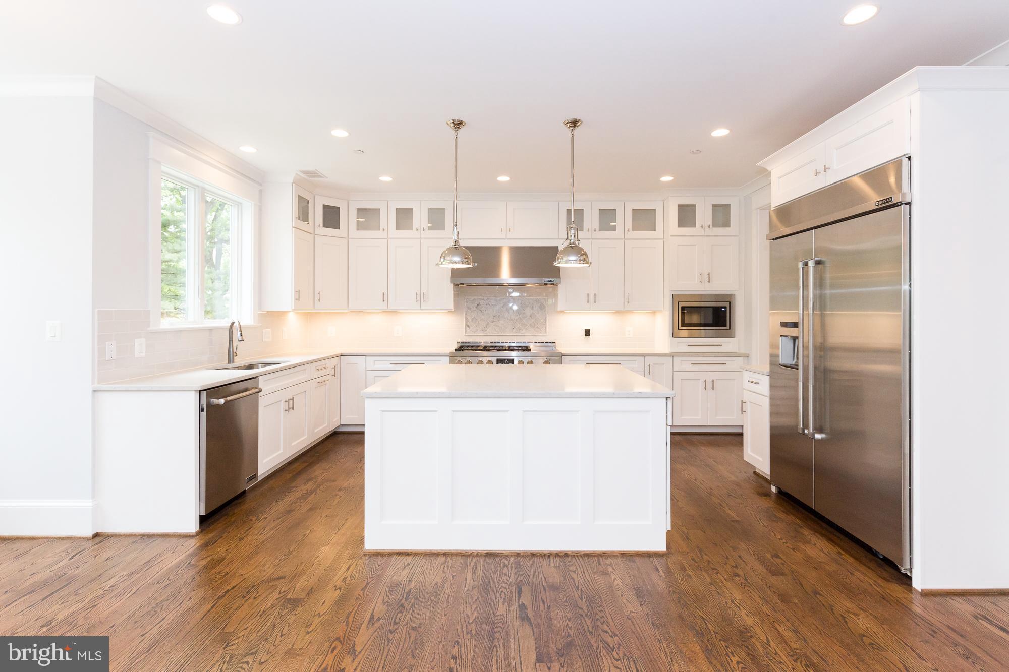 PARKWOOD - Residential