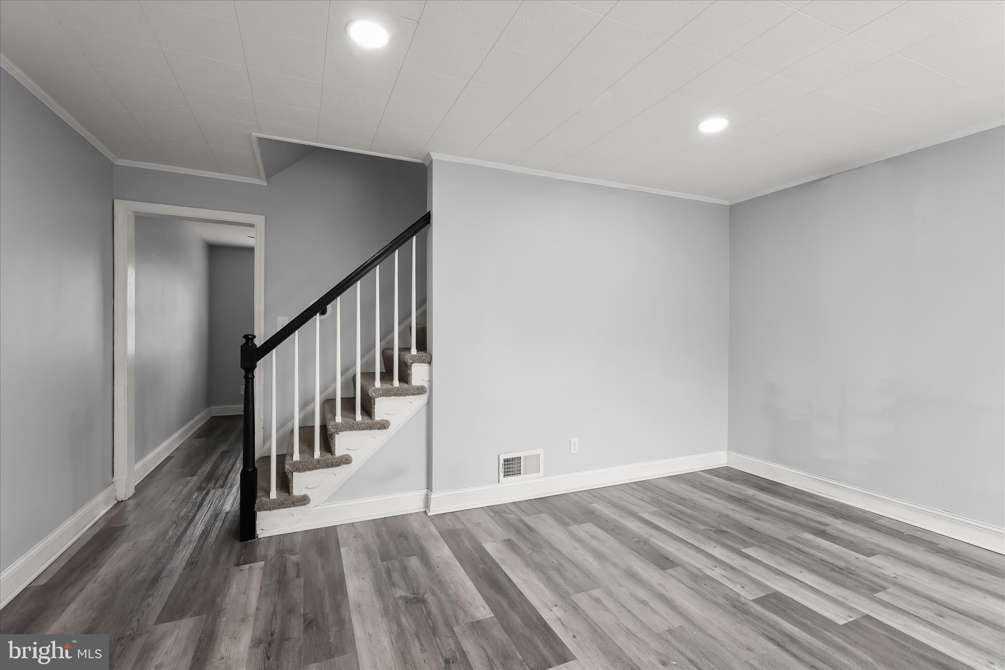 YALE HEIGHTS - Residential