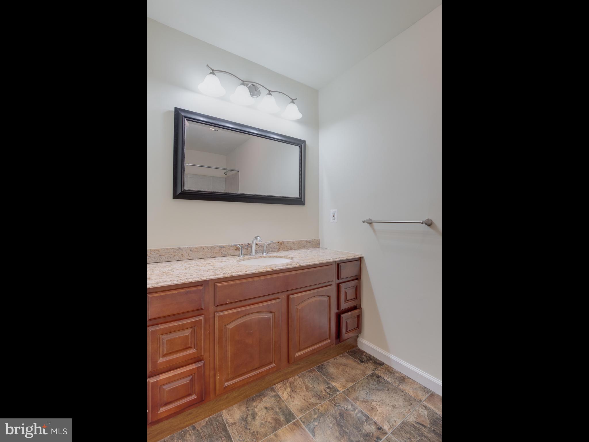 WOODHOLME - Residential Lease