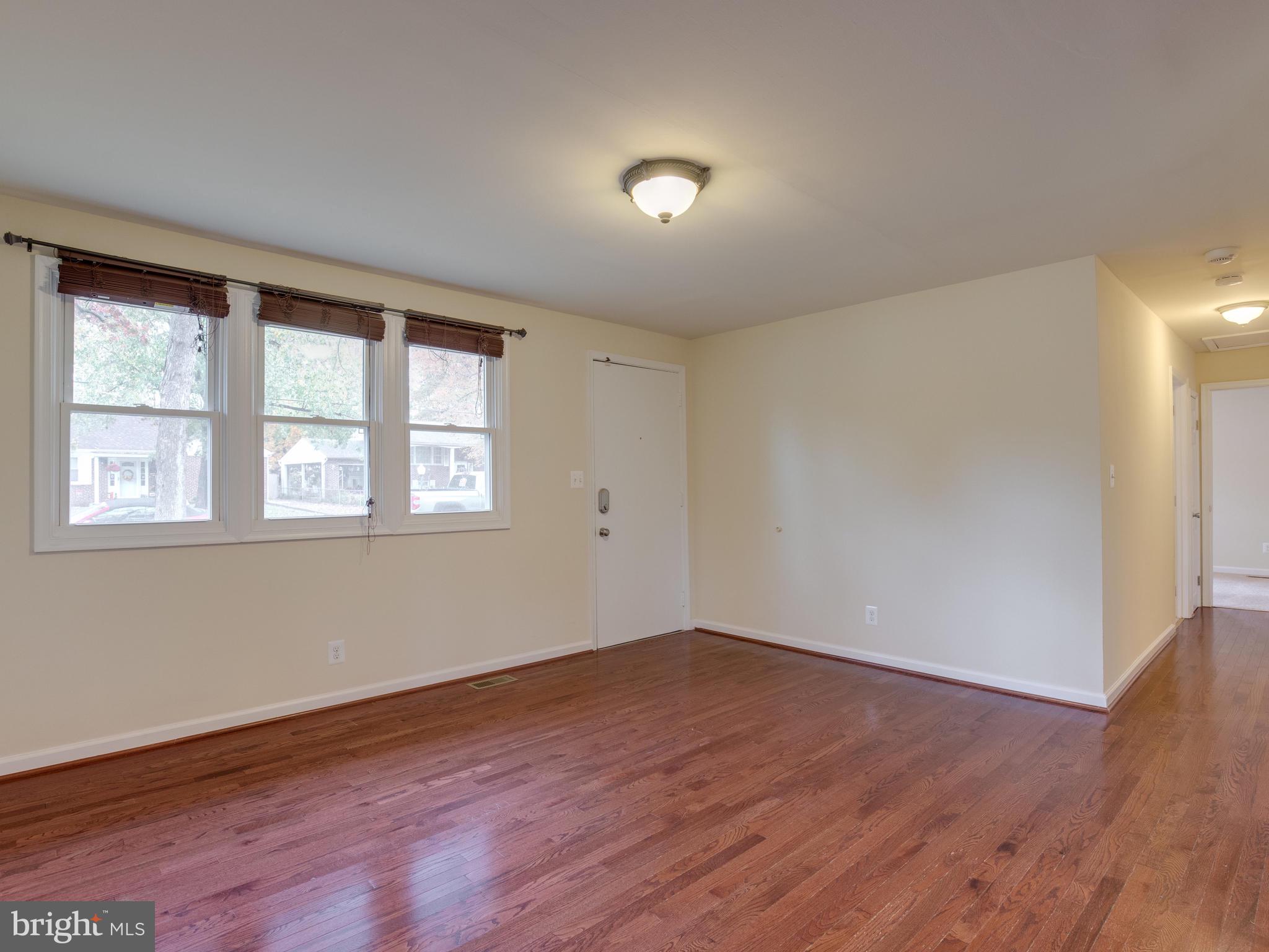 WOODHOLME - Residential Lease