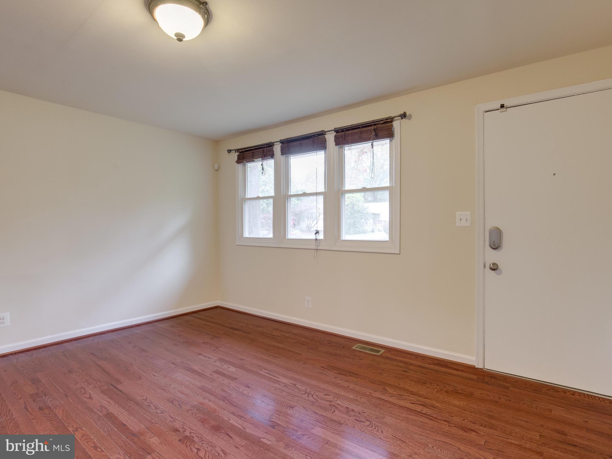 WOODHOLME - Residential Lease