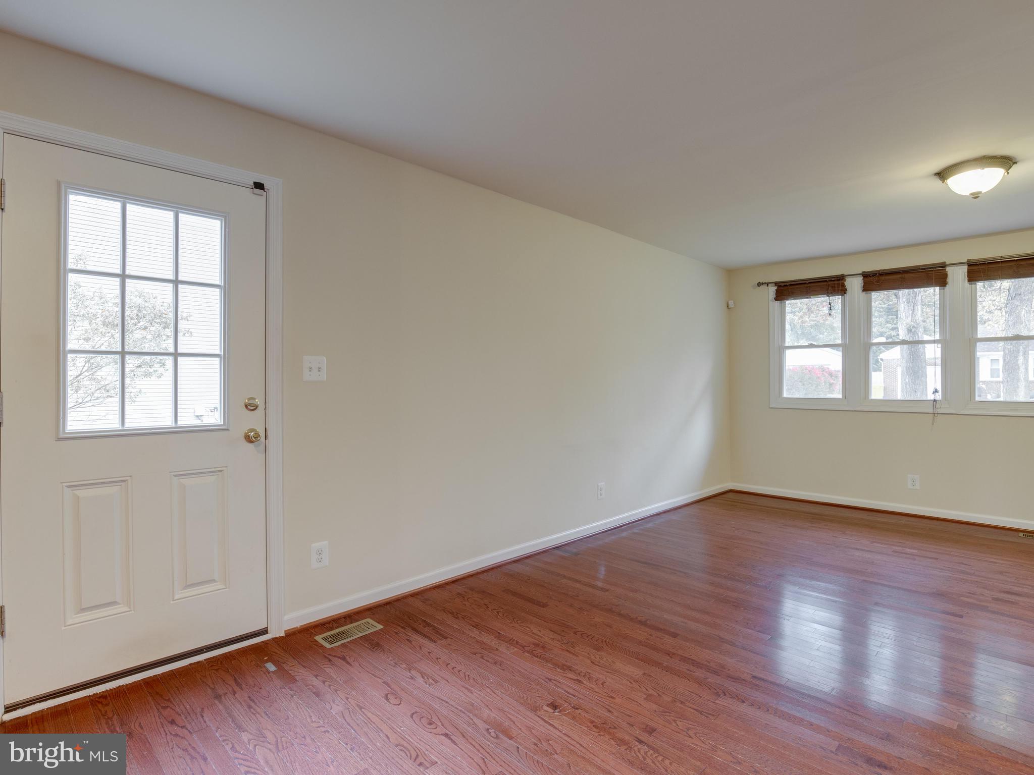 WOODHOLME - Residential Lease