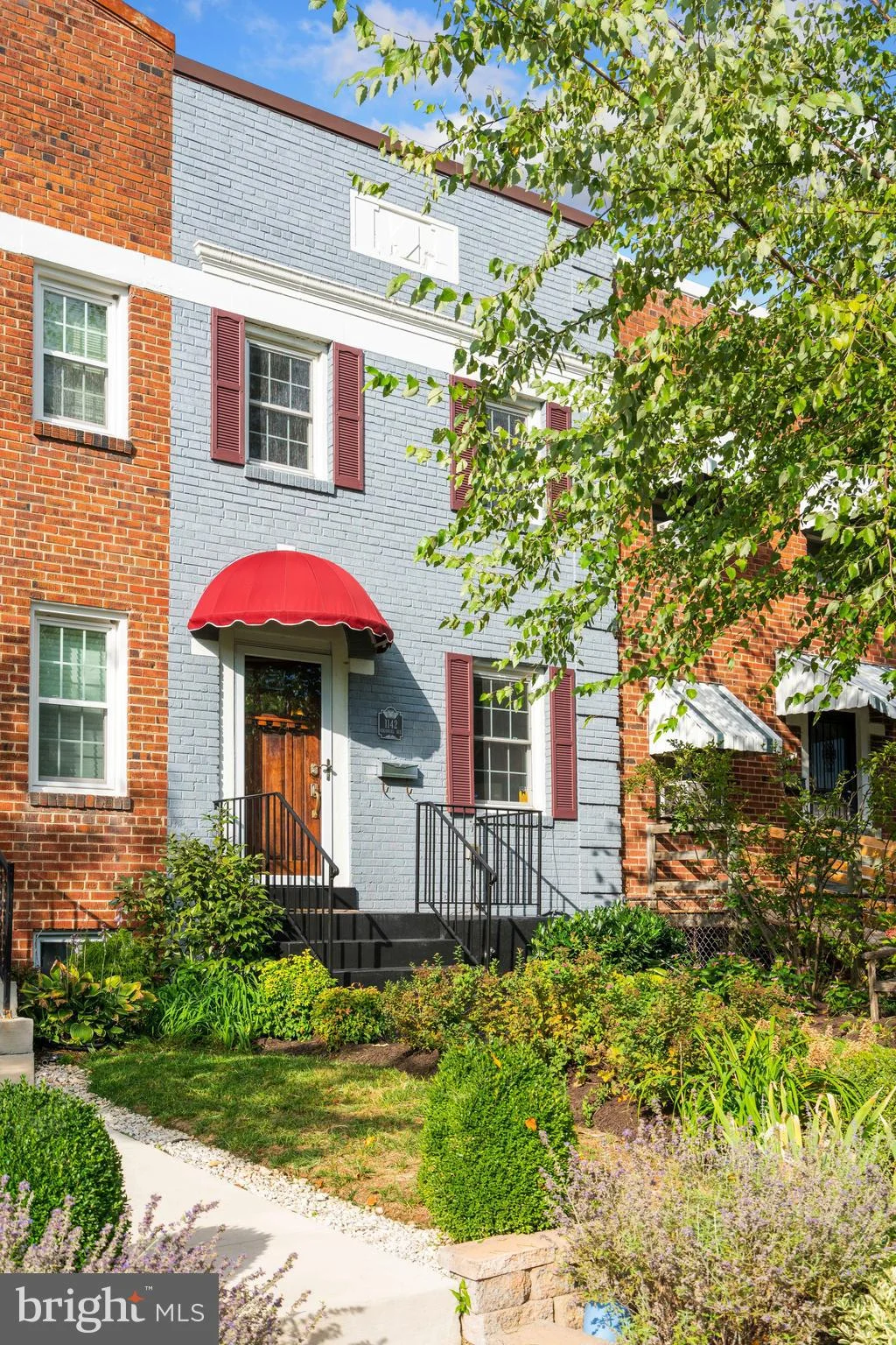 1142 Colonial Avenue, Alexandria, VA 22314