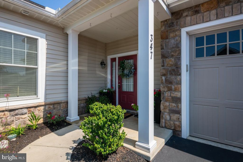 Photo of 347 Pin Oak Drive, LITITZ, PA 17543 (MLS # PALA2065222)