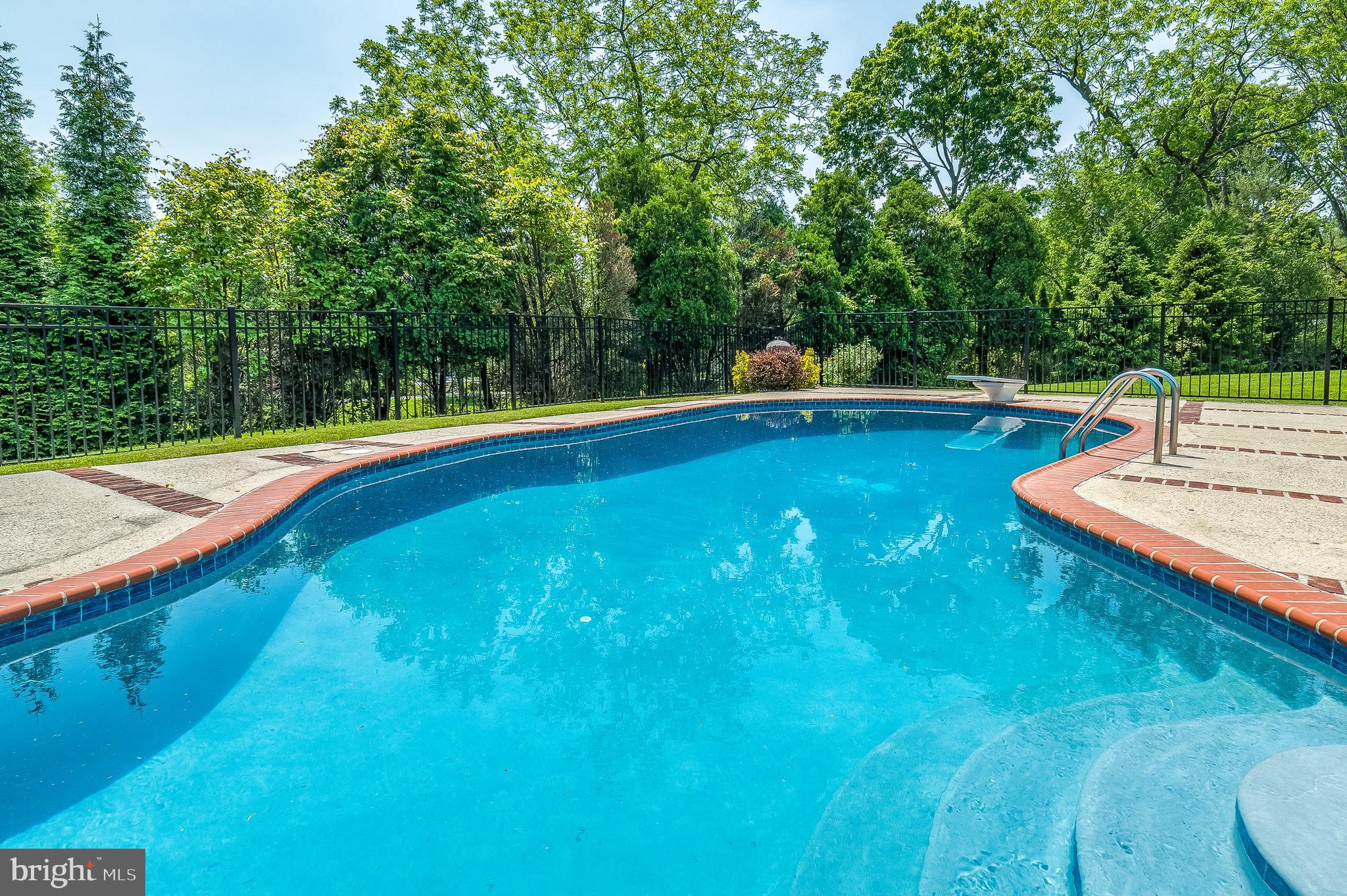 BLUE BELL - Residential