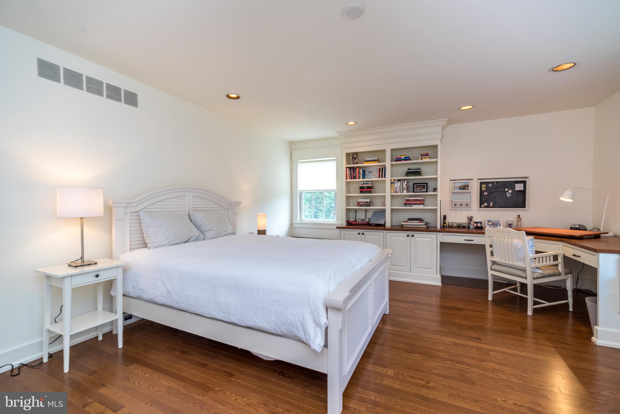 BLUE BELL - Residential