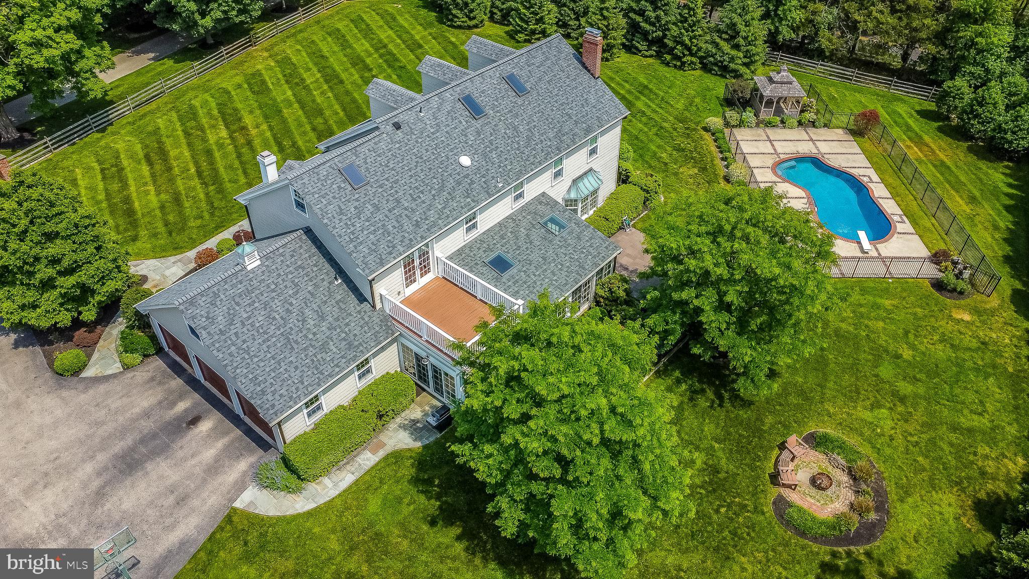 BLUE BELL - Residential
