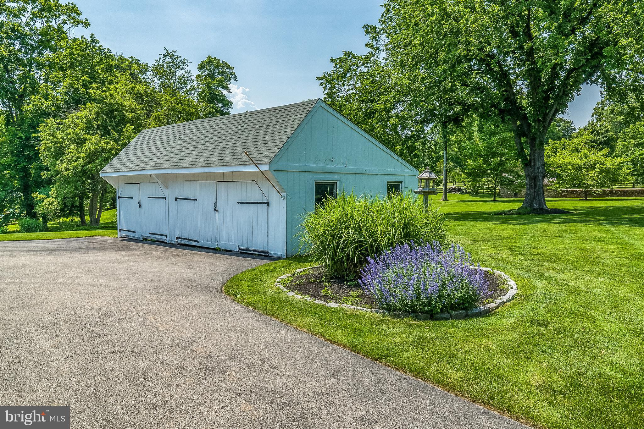 BLUE BELL - Residential