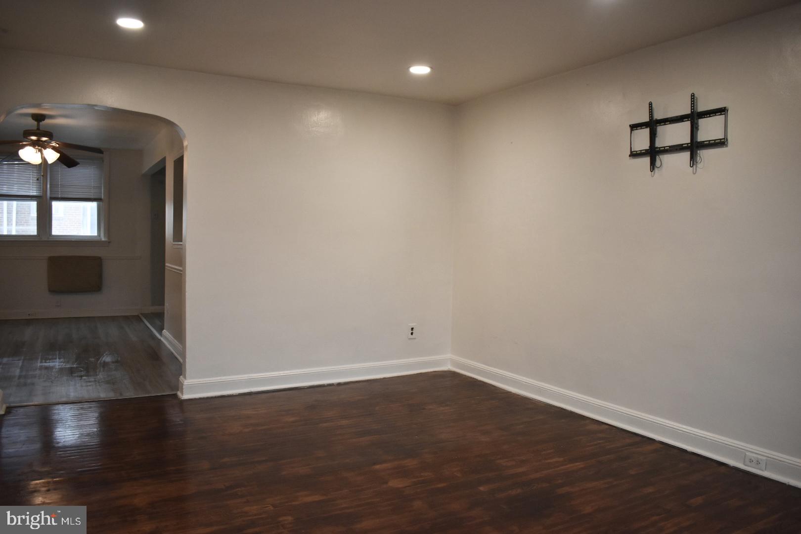 7305 WOODCREST AVENUE