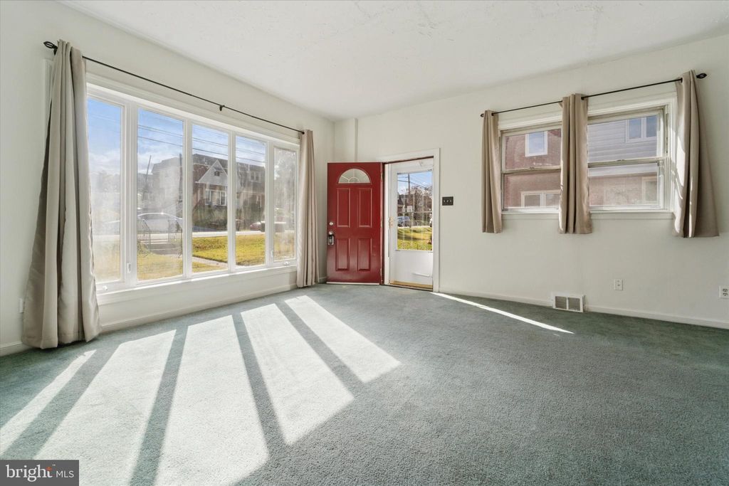 Photo of 732 E 25th Street, CHESTER, PA 19013 (MLS # PADE2103088)