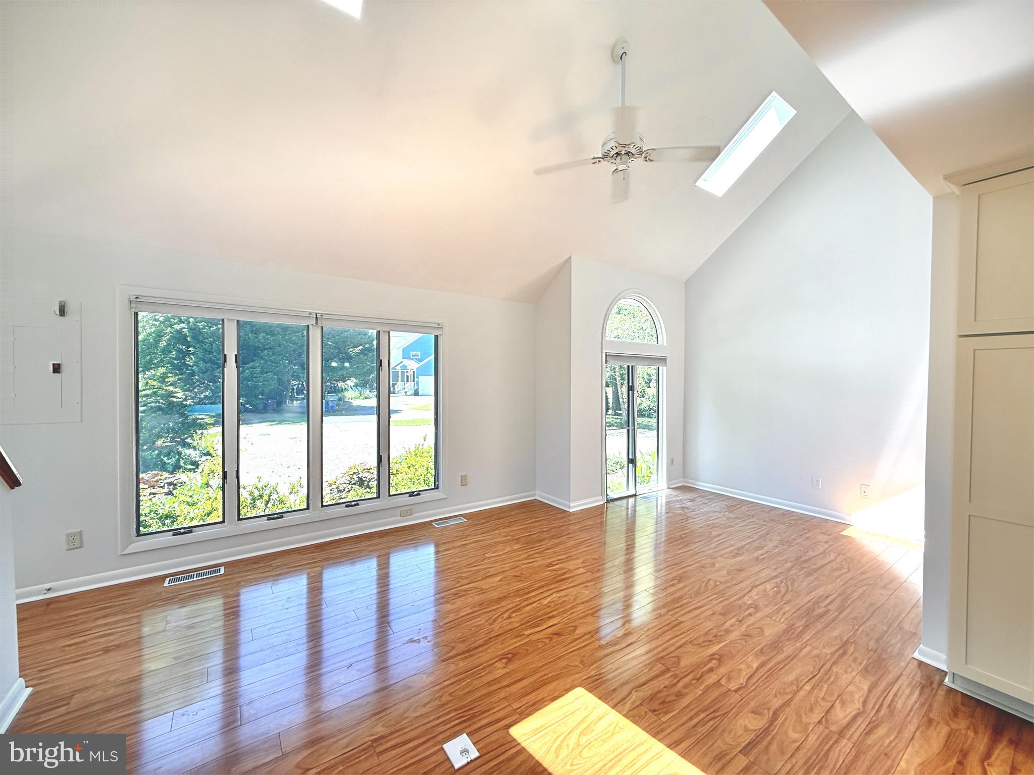 957 TERRAPIN STREET B 2