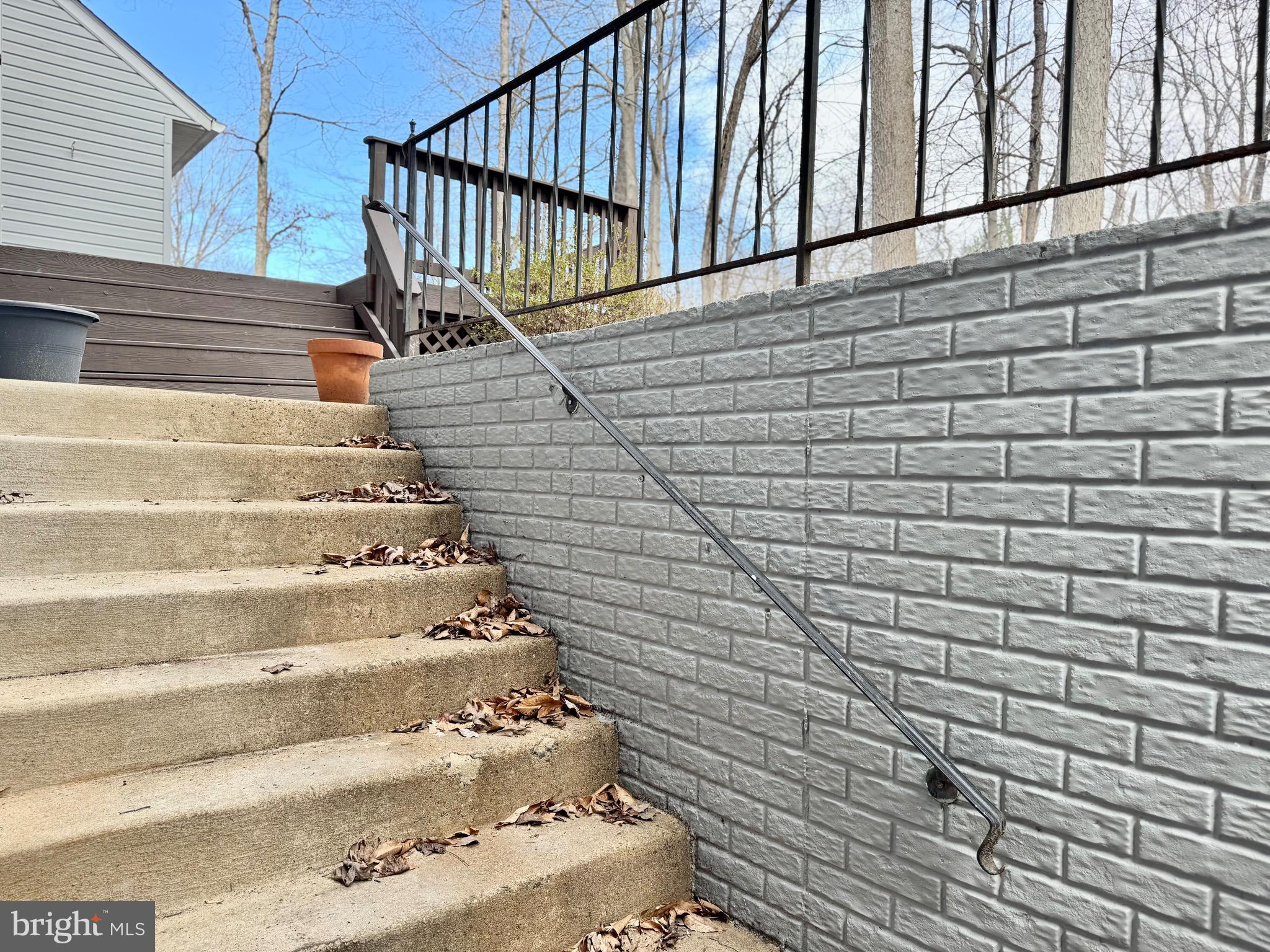 RIVERVIEW ESTATES - Residential