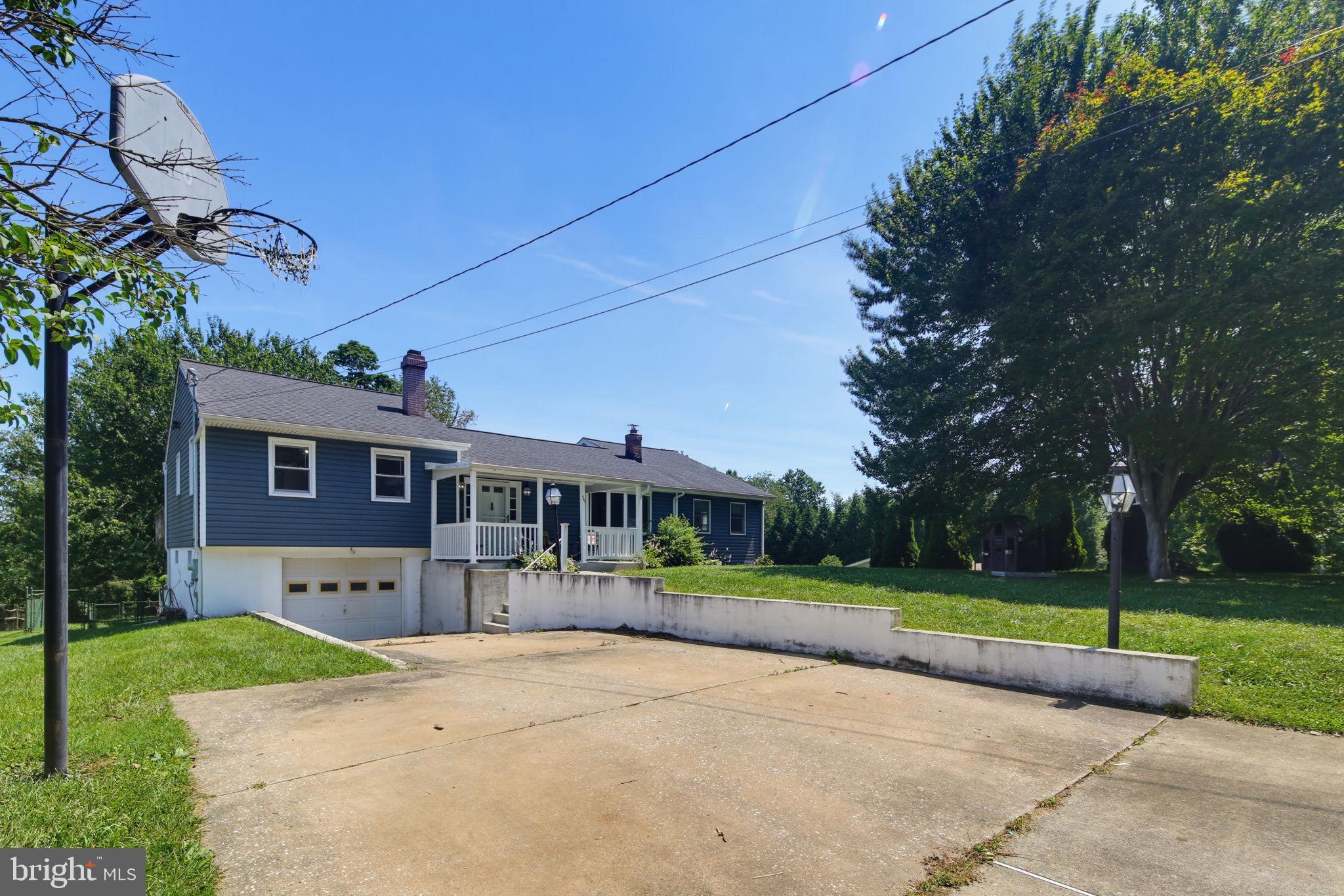 4307 HOWARD DRIVE