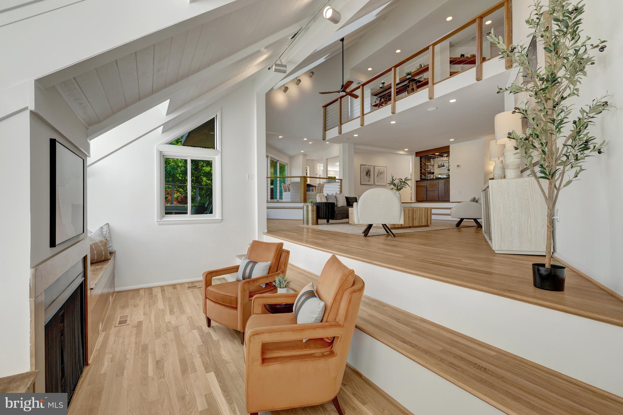 RESTON - Residential