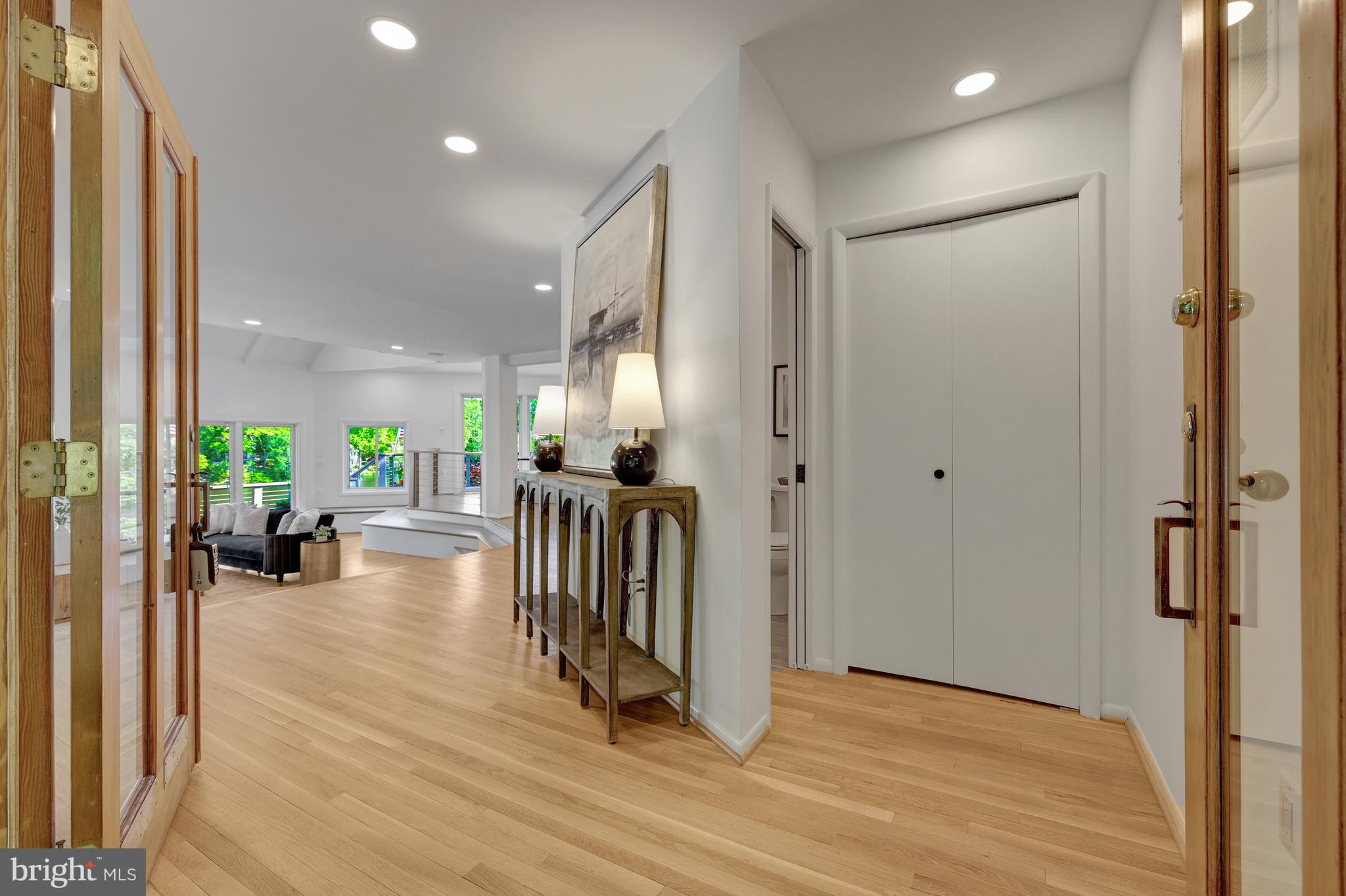 RESTON - Residential