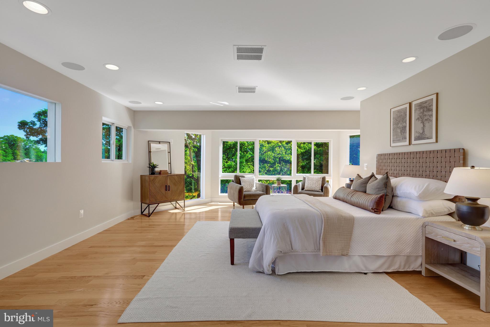 RESTON - Residential