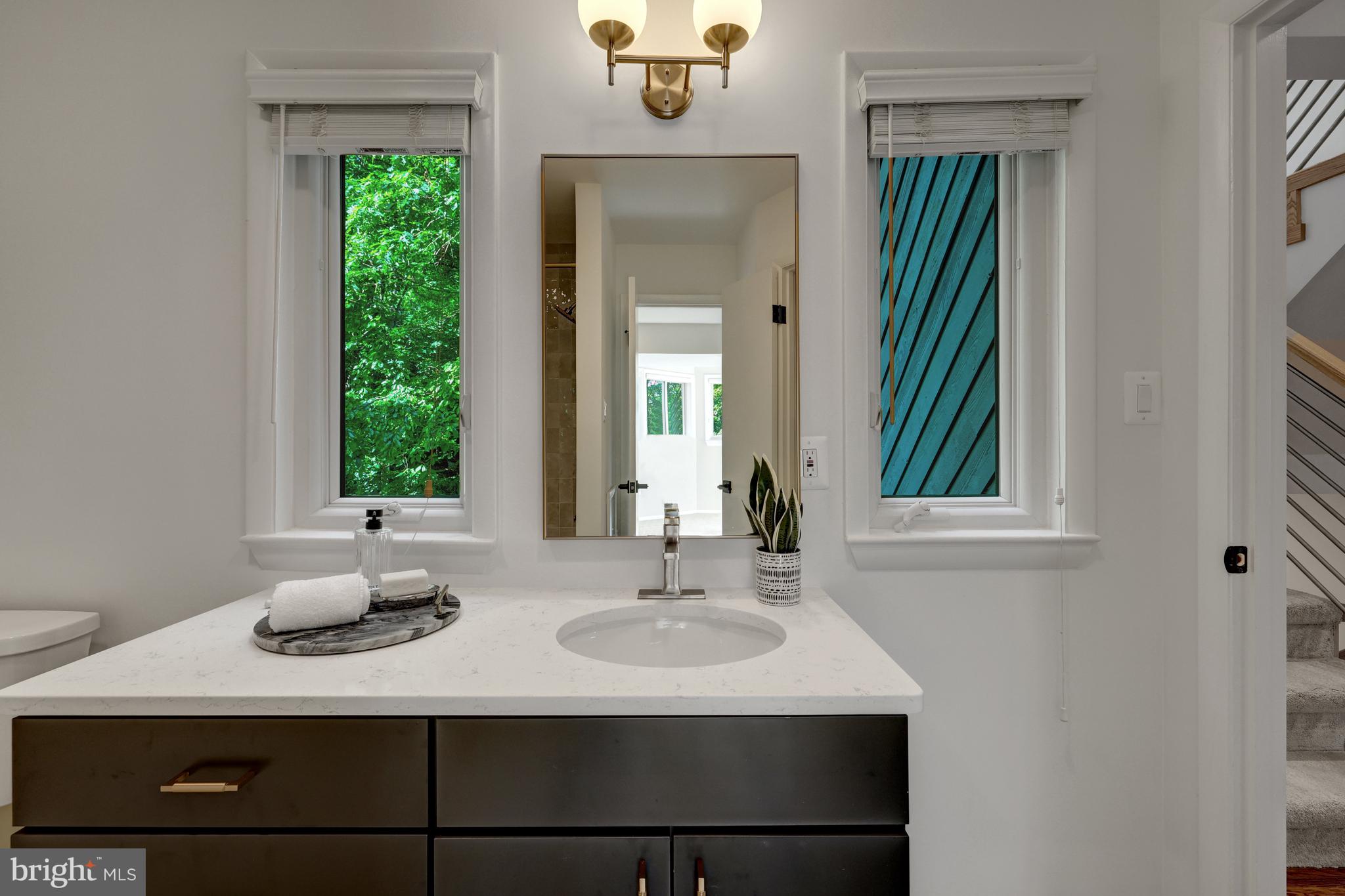 RESTON - Residential