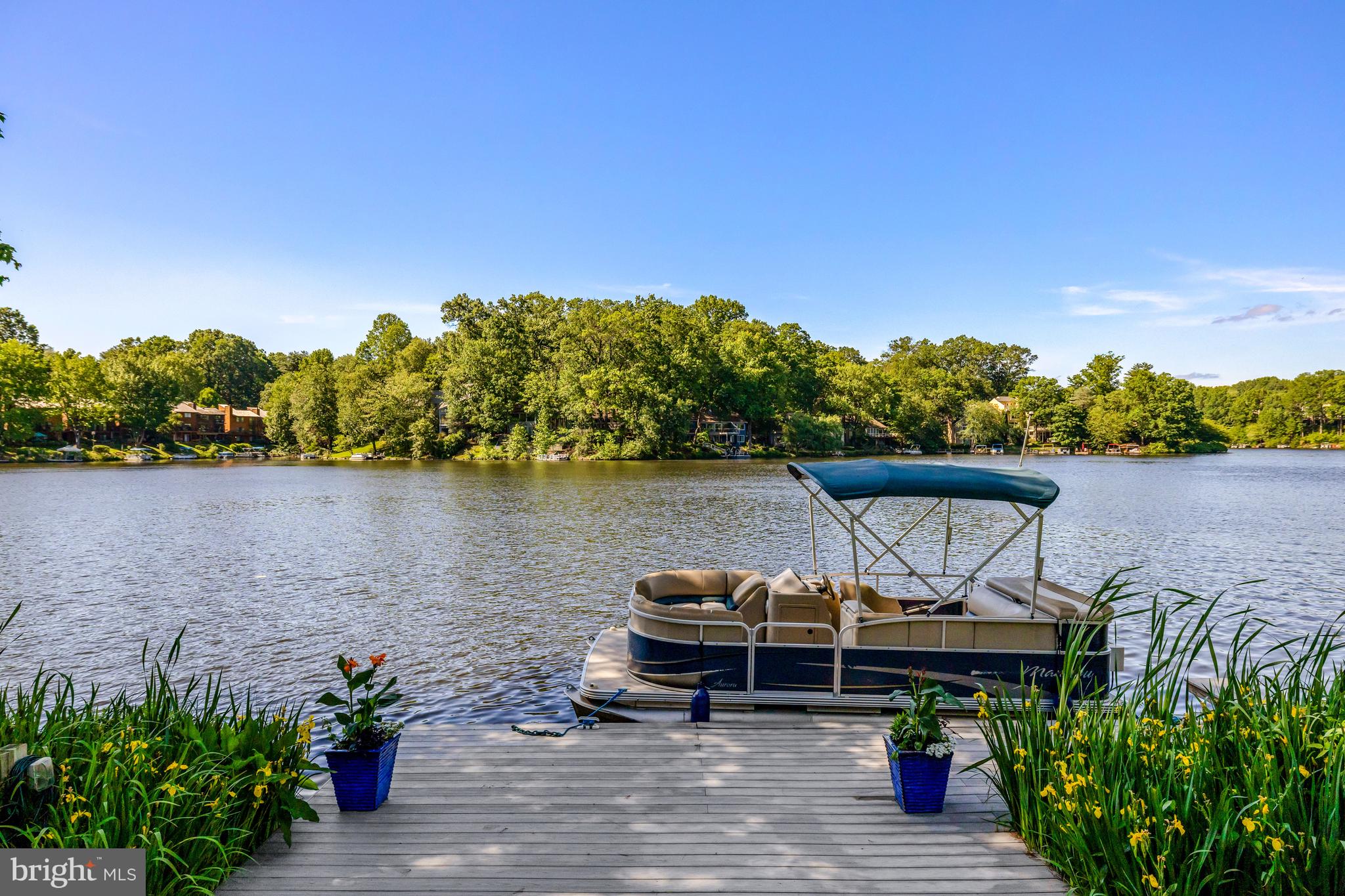 RESTON - Residential