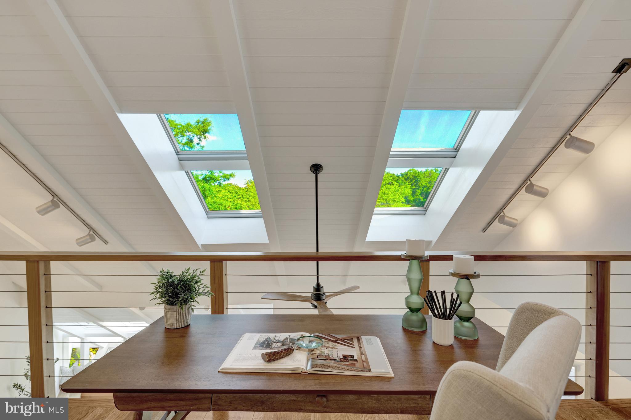 RESTON - Residential