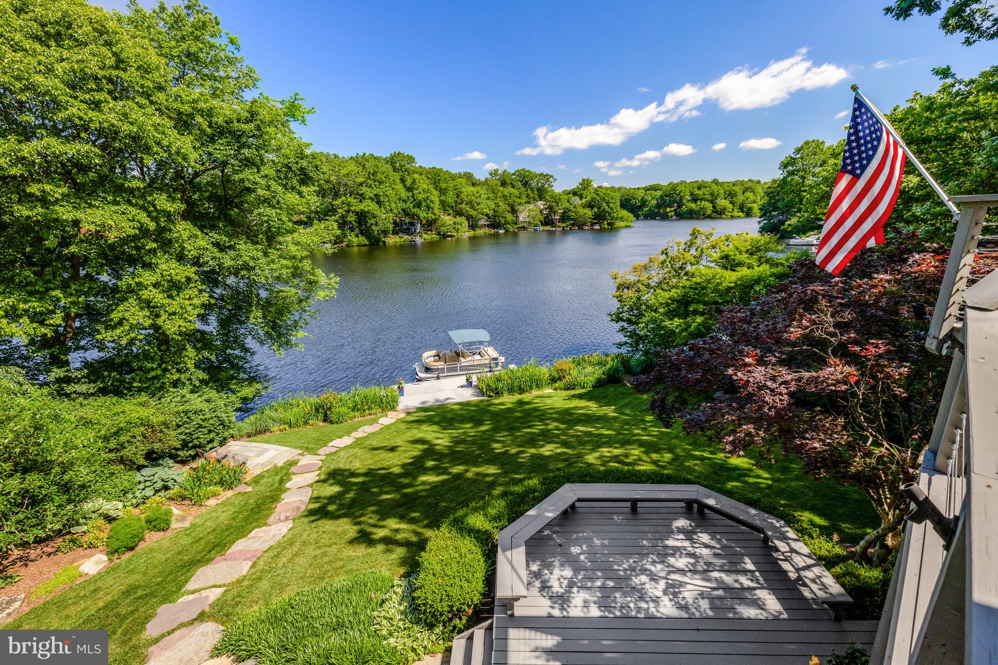 RESTON - Residential