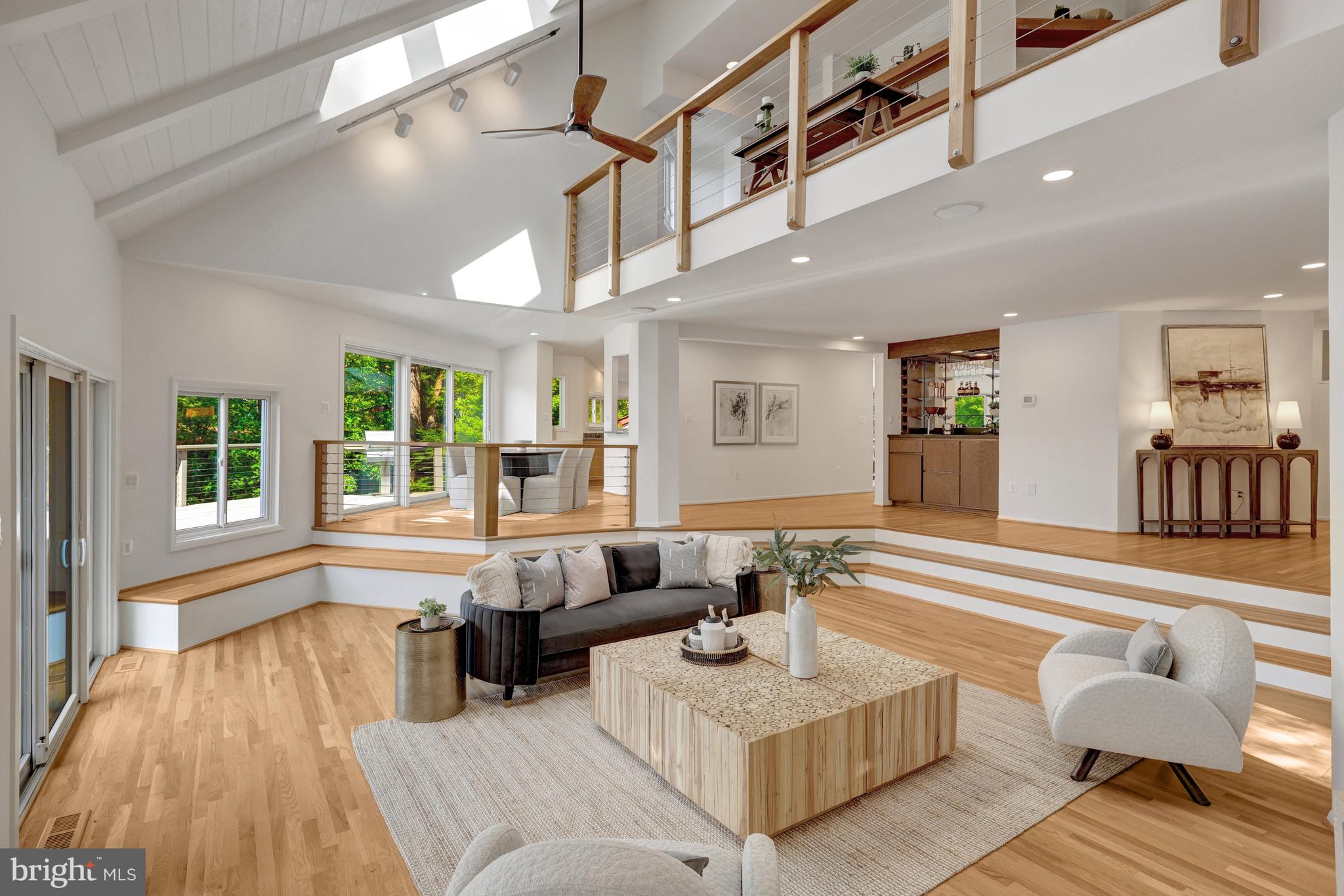 RESTON - Residential