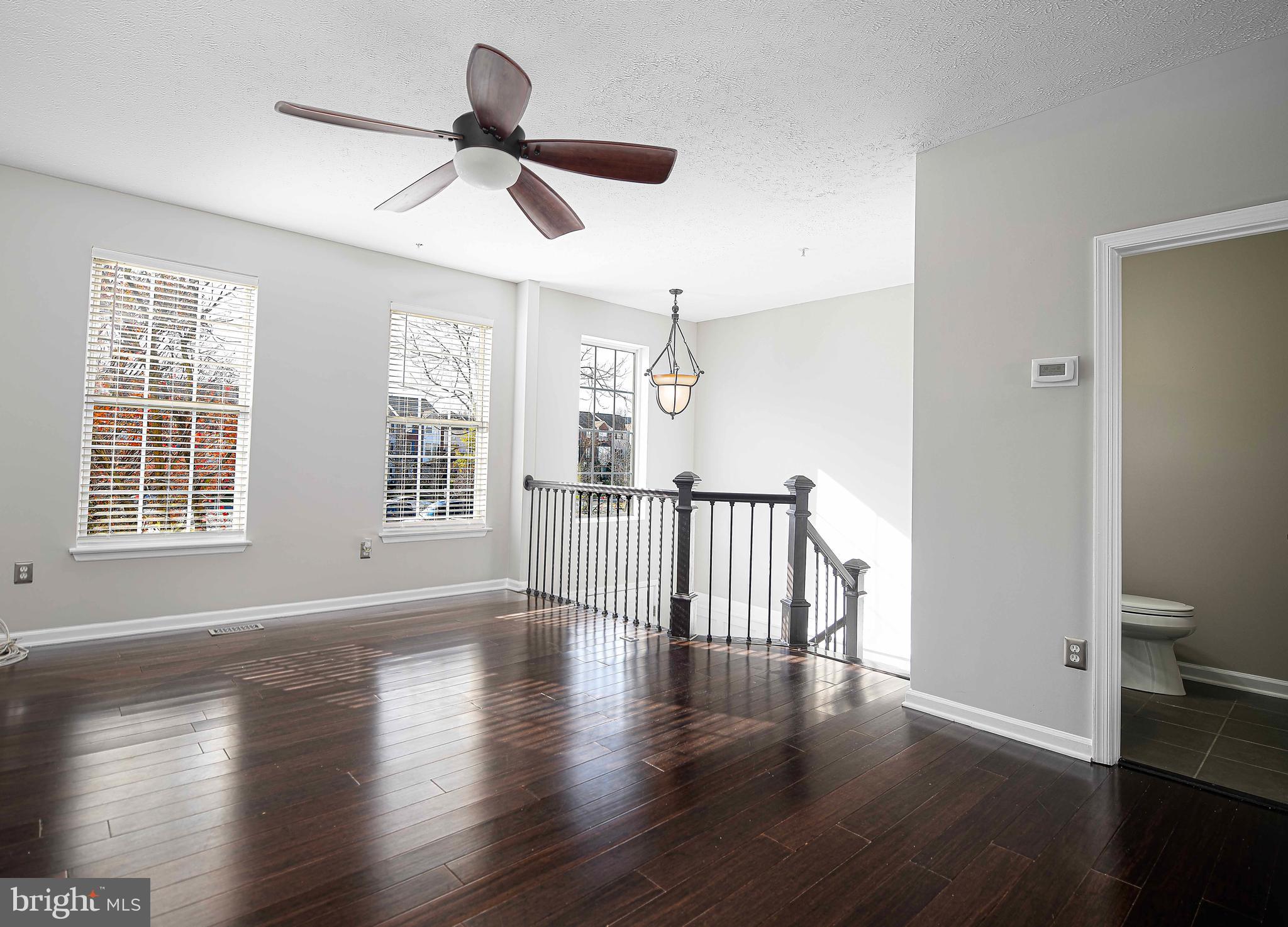 EATON SQUARE - Residential