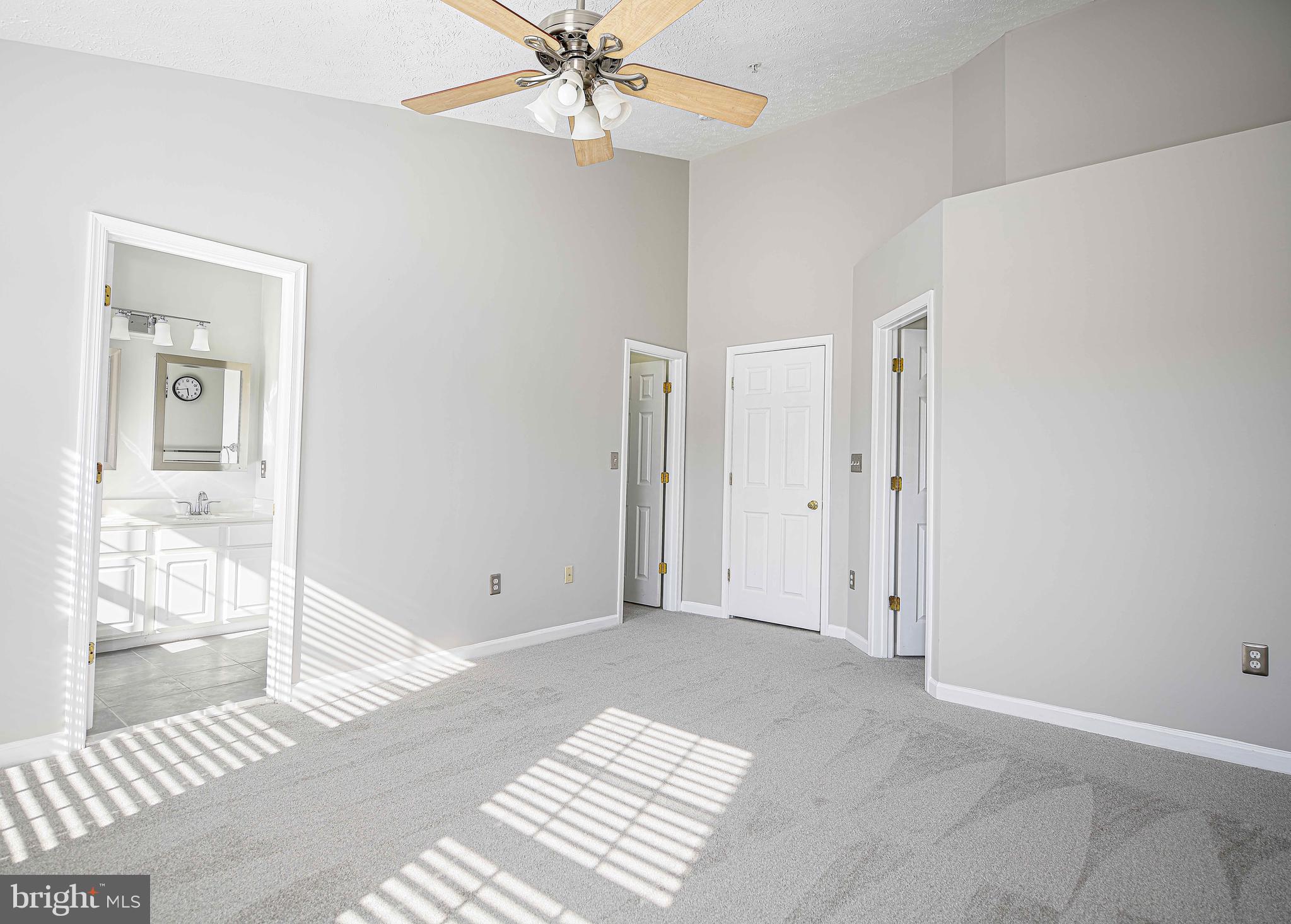 EATON SQUARE - Residential