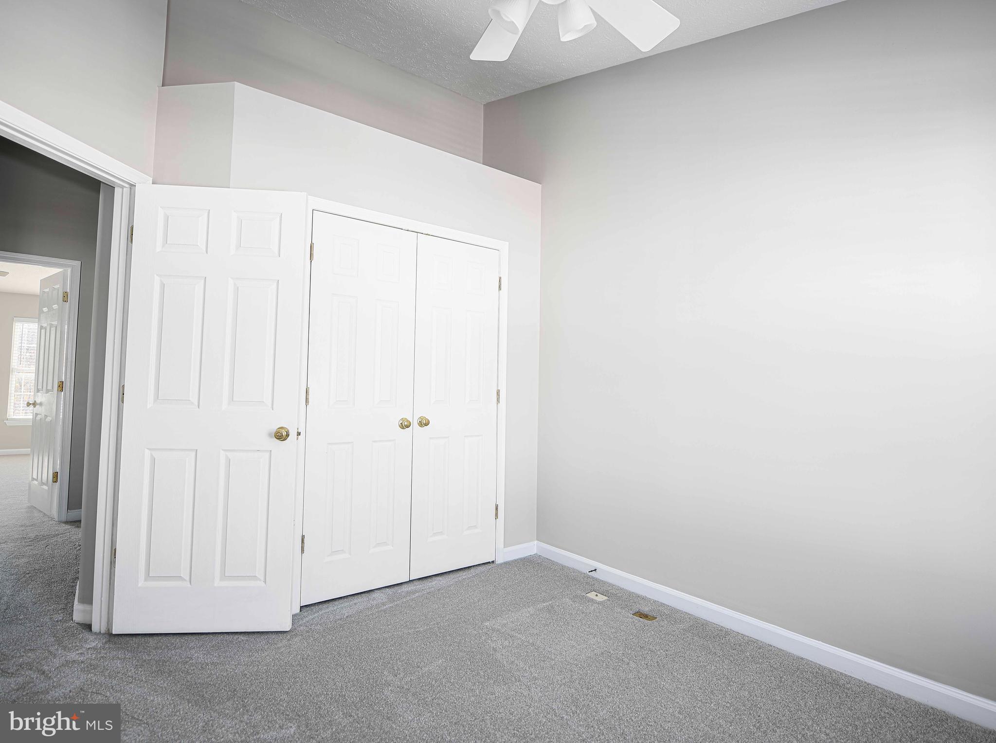 EATON SQUARE - Residential