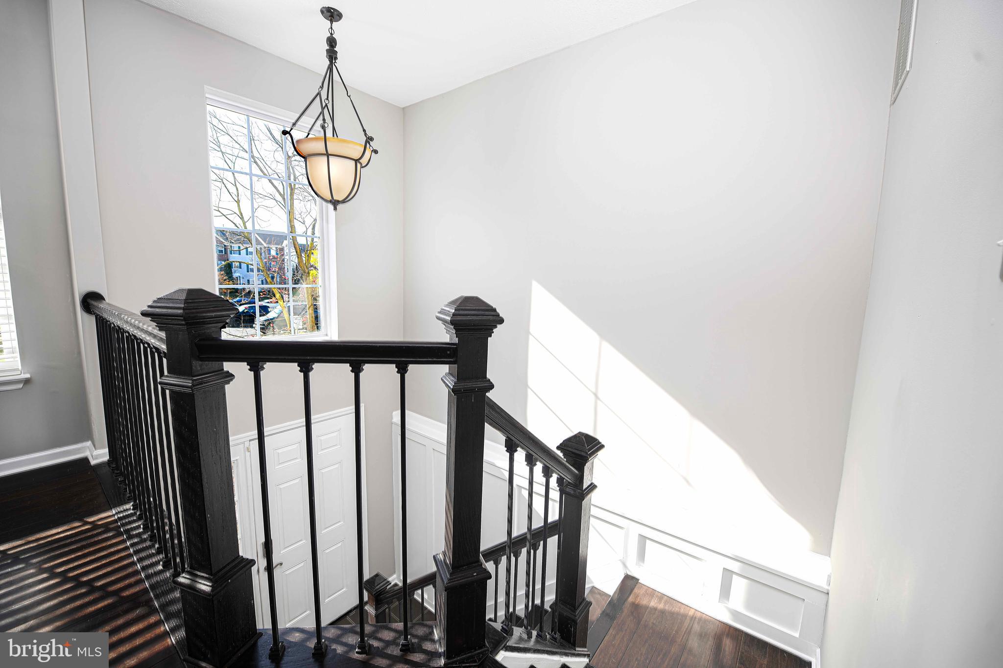 EATON SQUARE - Residential