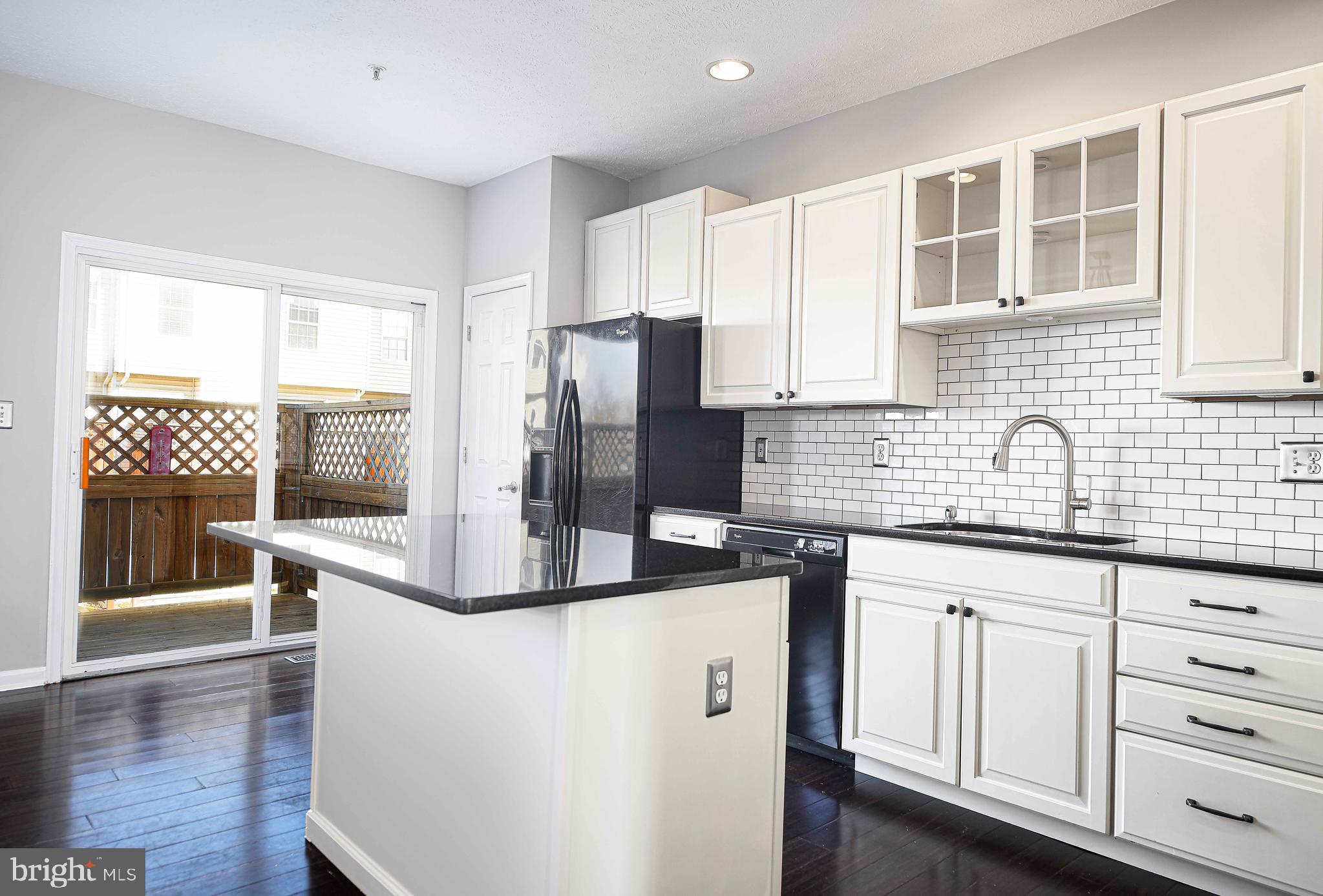 EATON SQUARE - Residential