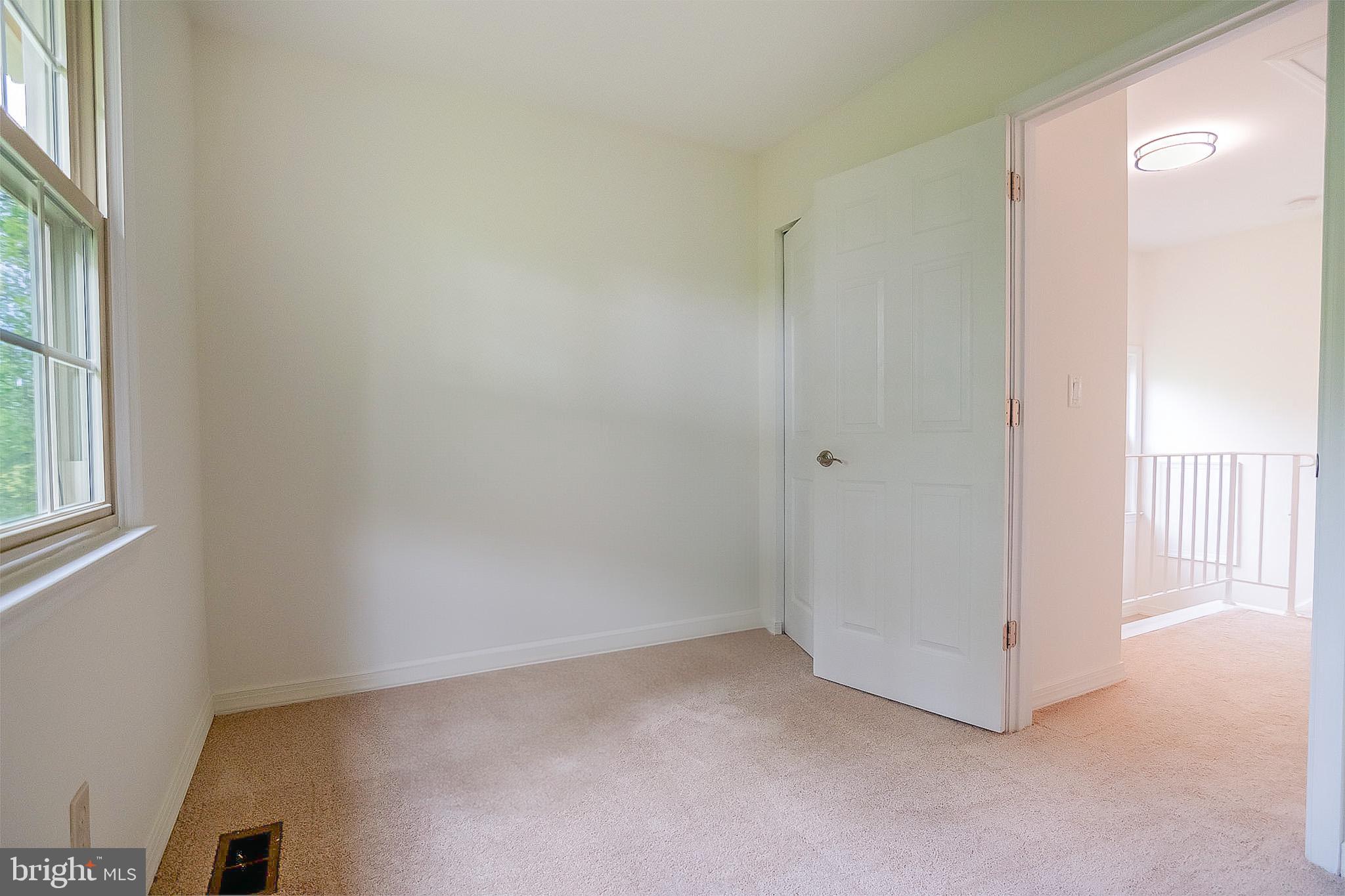 POTOMAC GROVE - Residential