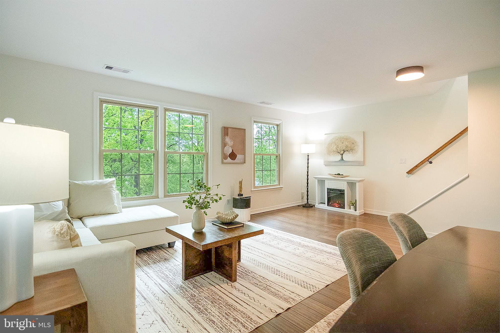 POTOMAC GROVE - Residential