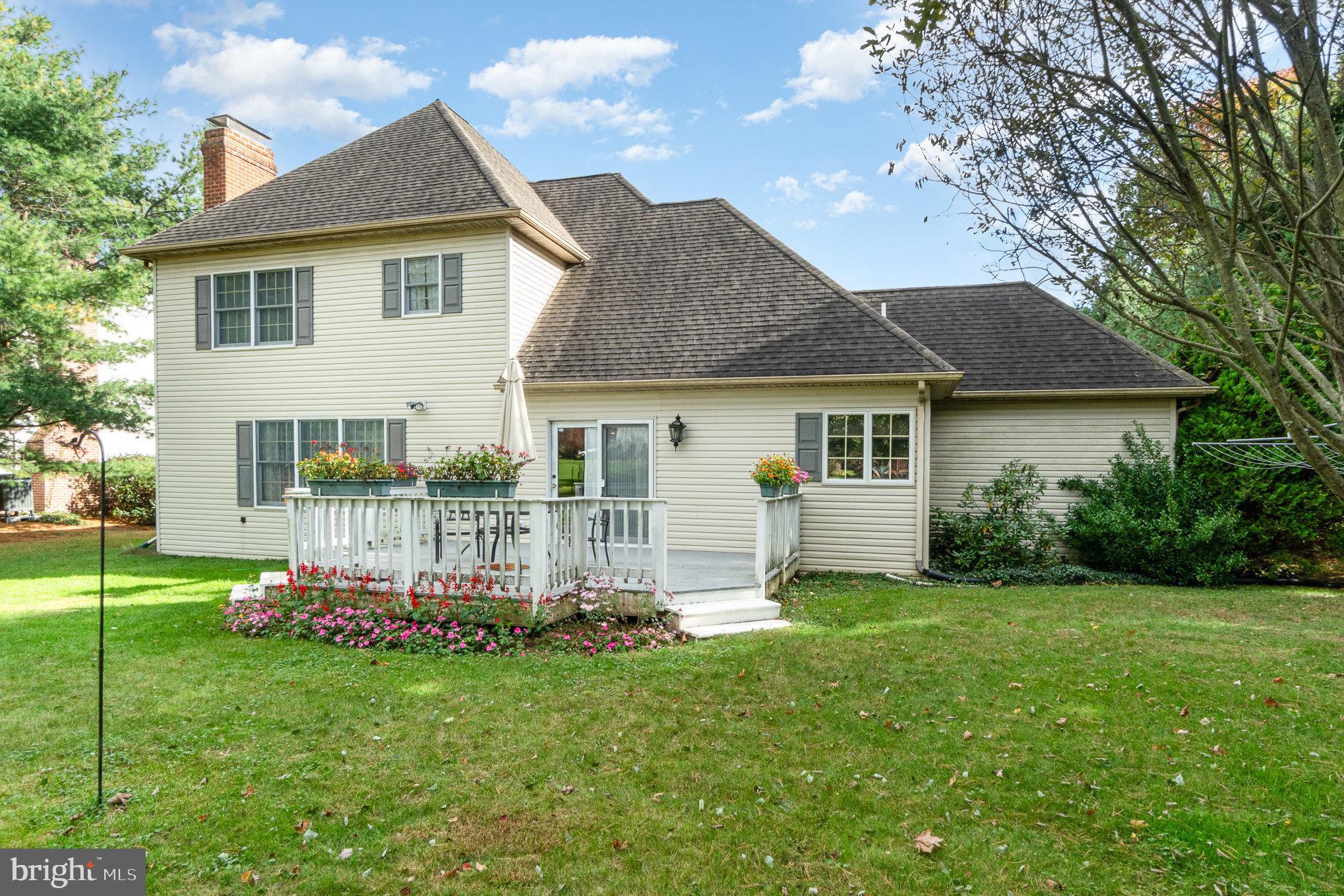 LOGAN DOWNS - Residential