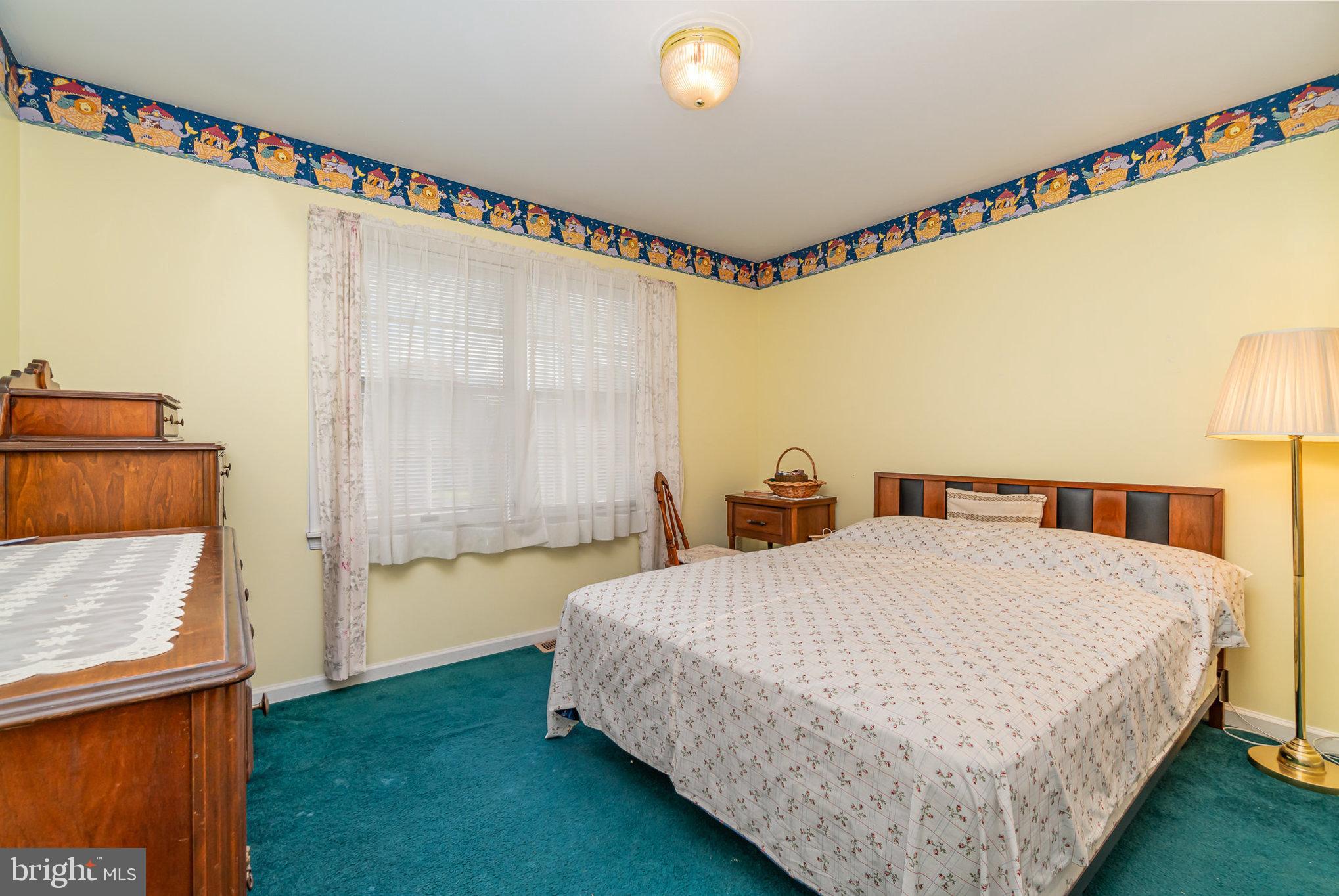 LOGAN DOWNS - Residential