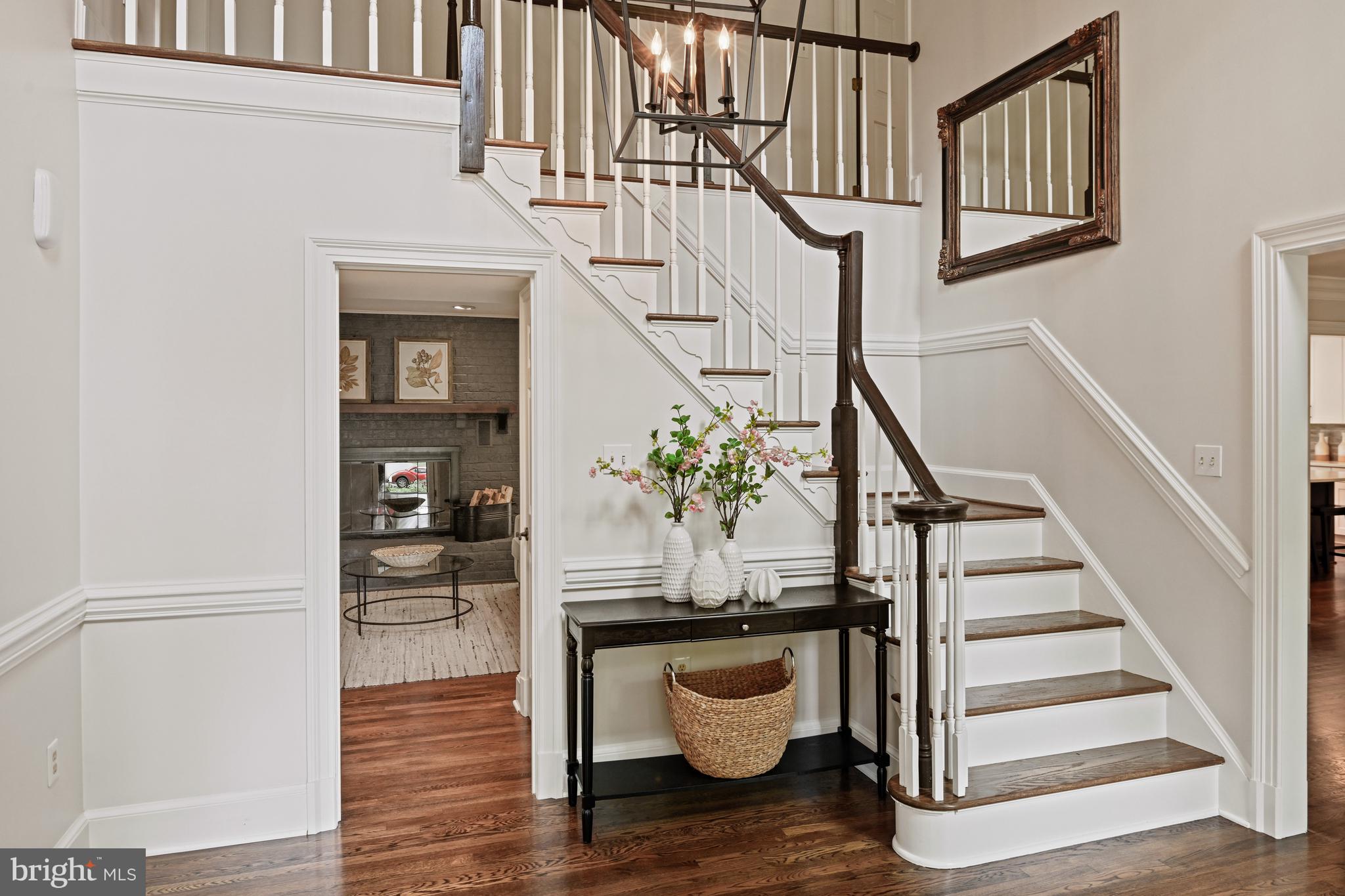 10918 LAKE WINDERMERE DRIVE