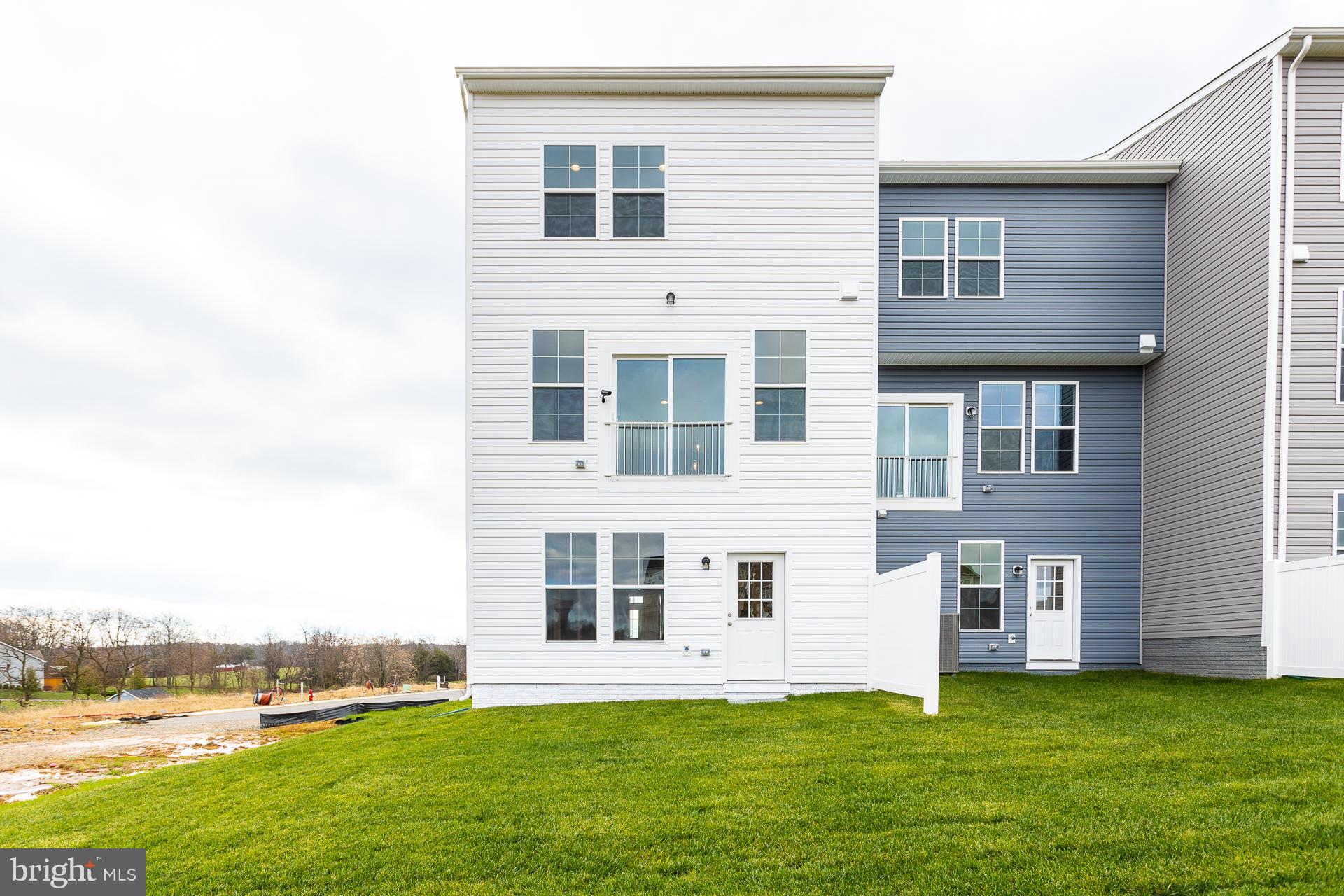 MARTINSBURG STATION - Residential